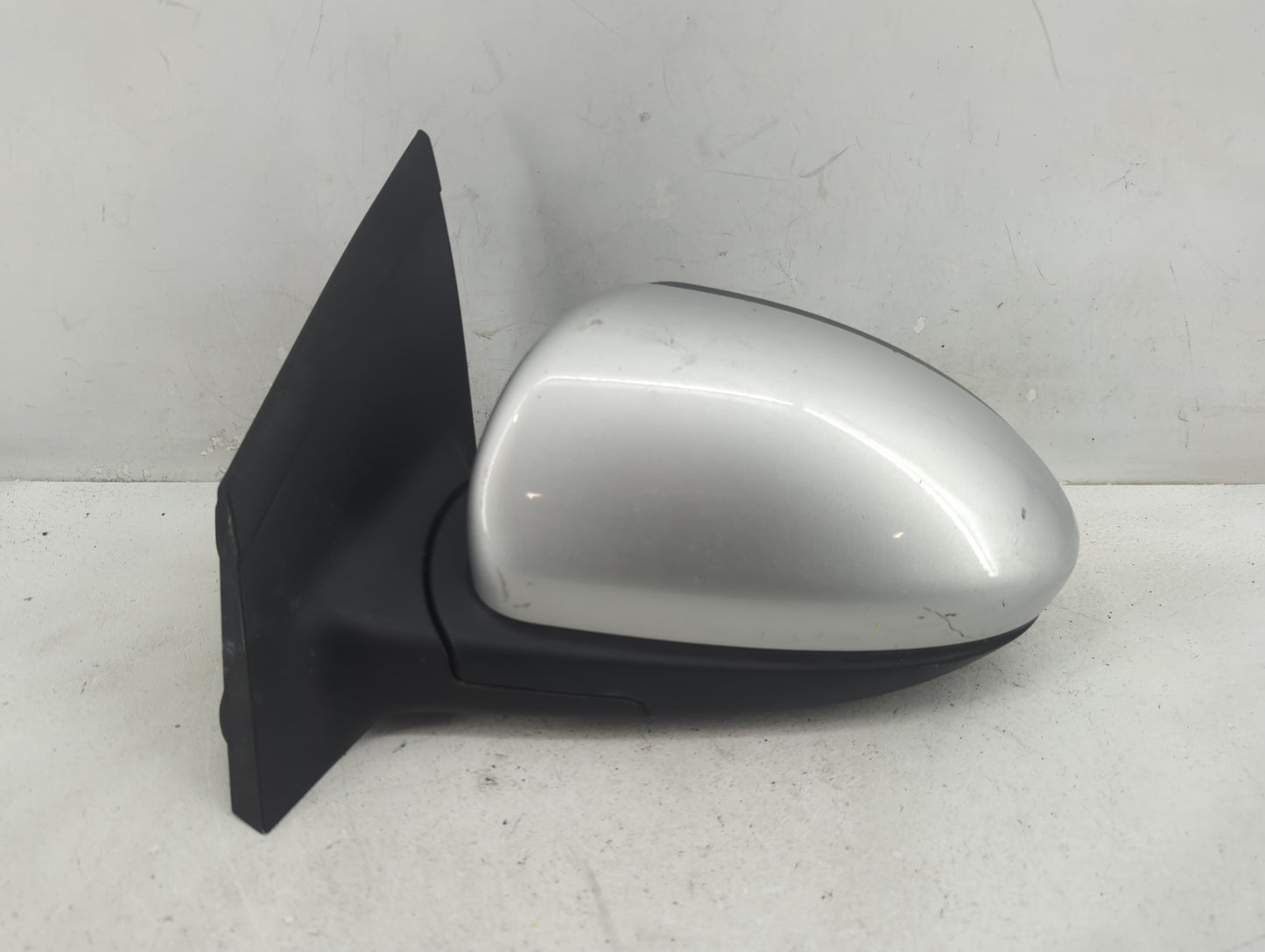 2011-2016 Chevrolet Cruze Driver Side View Mirror - Left Door Mirror OEM Used - Oemusedautoparts1.com