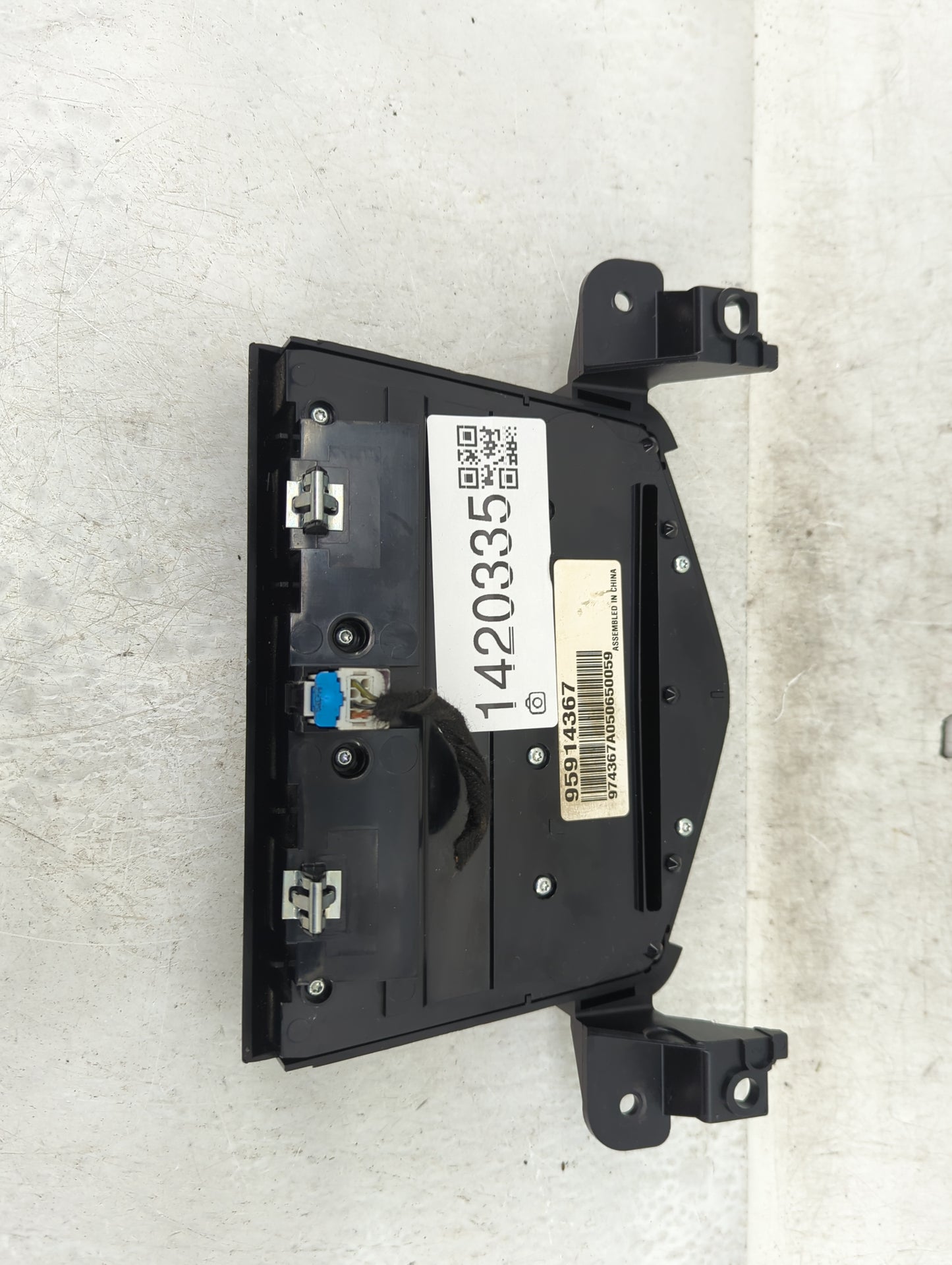 2011-2016 Chevrolet Cruze Radio Control Panel - Oemusedautoparts1.com