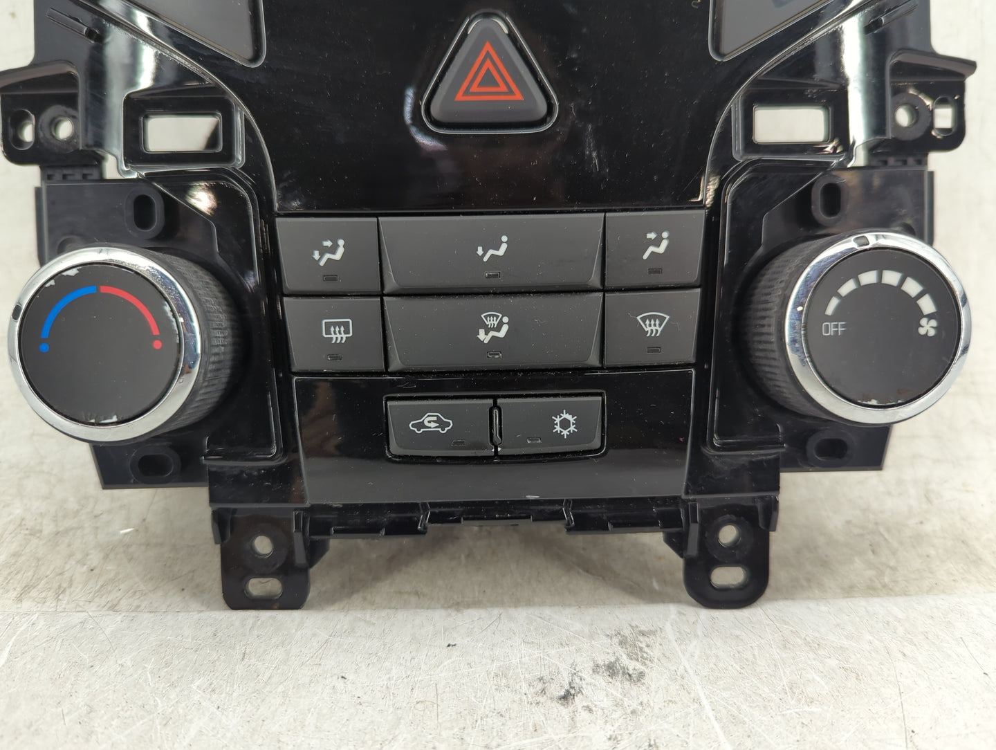 2012-2016 Chevrolet Cruze Climate Control Module Temperature AC/Heater Replacement P/N:95146207 Fits Fits 2012 2013 2014 201