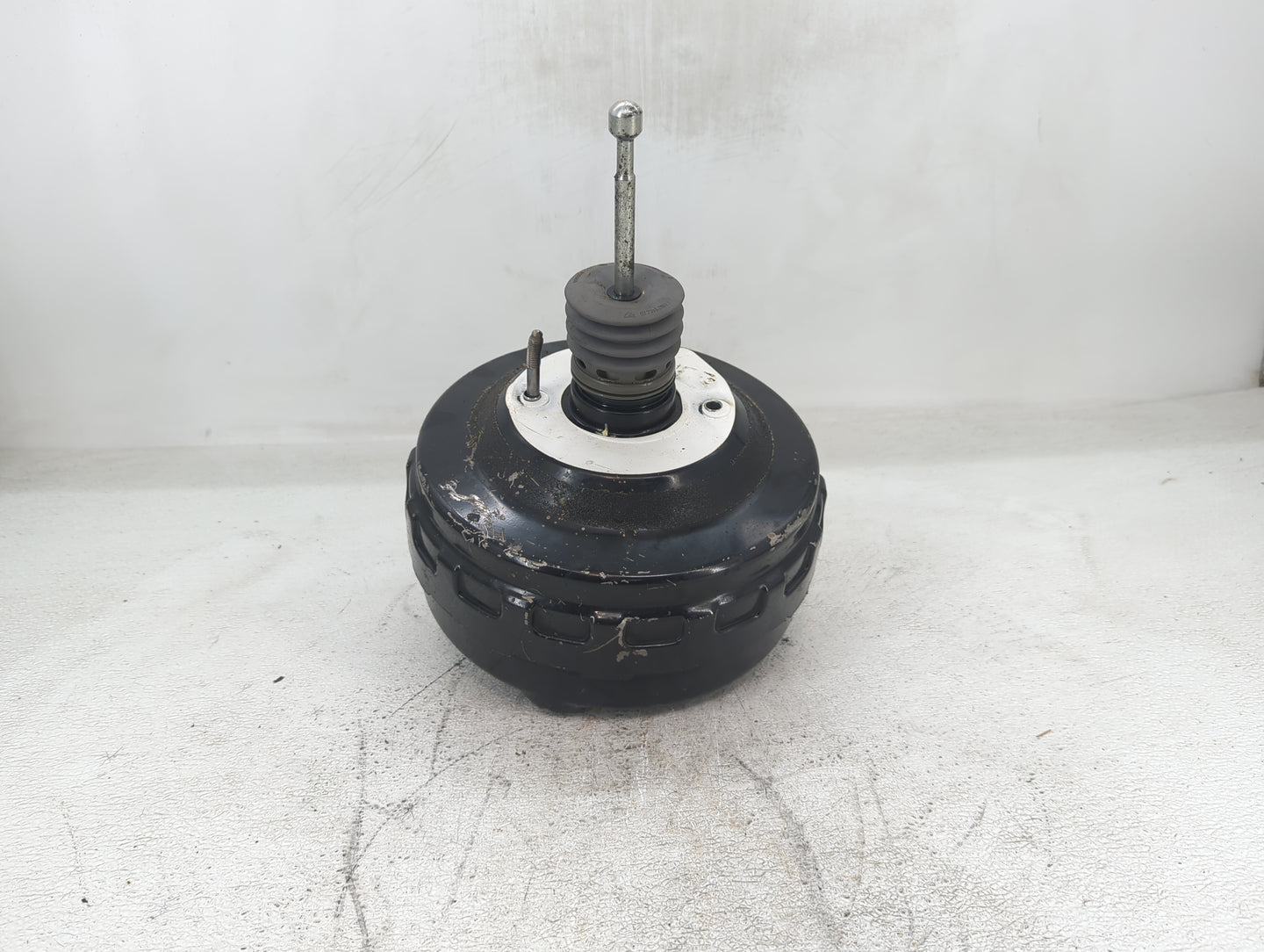 2011-2016 Chevrolet Cruze Power Brake Booster Oem 1423320 - Oemusedautoparts1.com