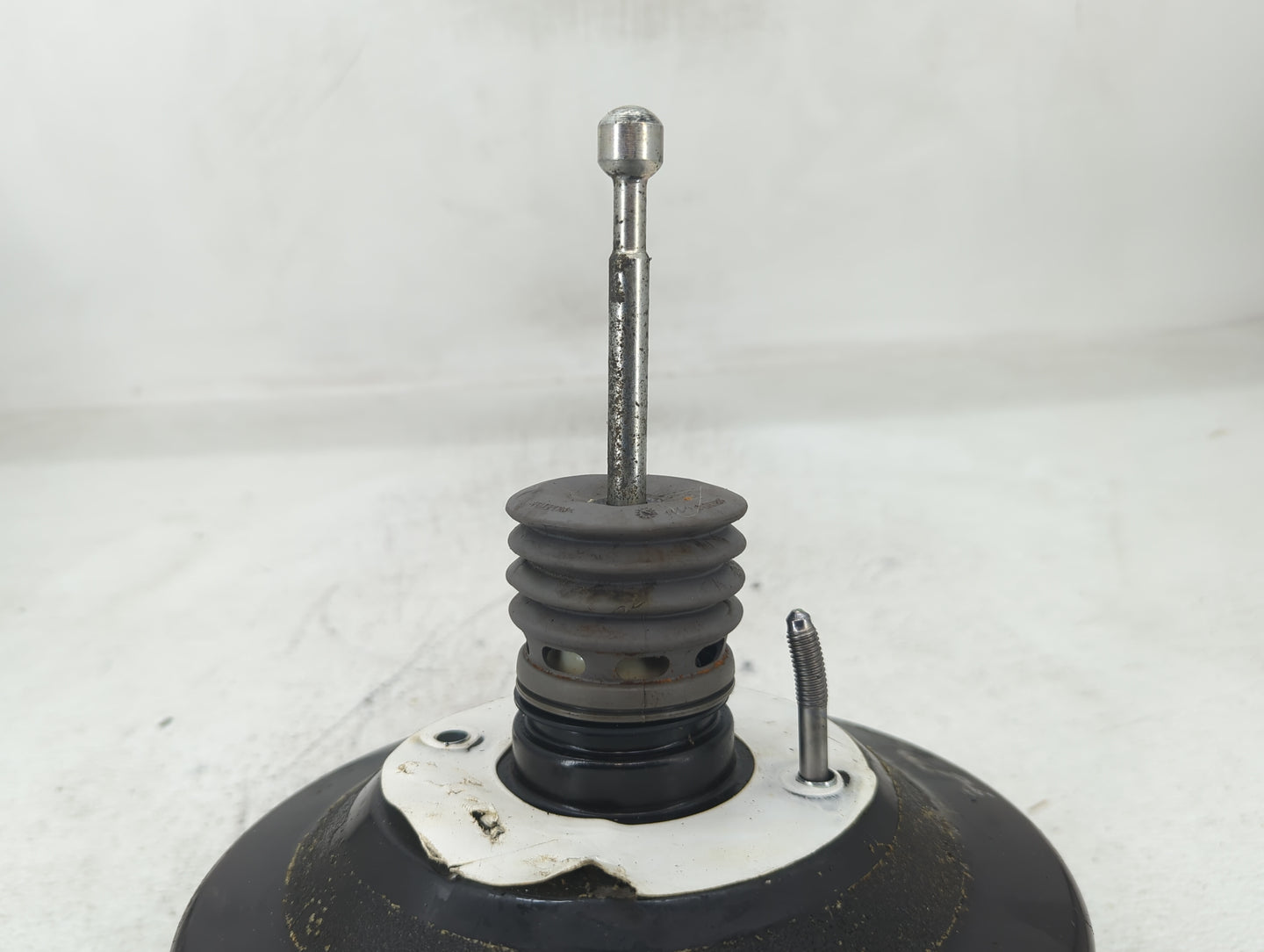 2011-2016 Chevrolet Cruze Power Brake Booster Oem 1423320 - Oemusedautoparts1.com