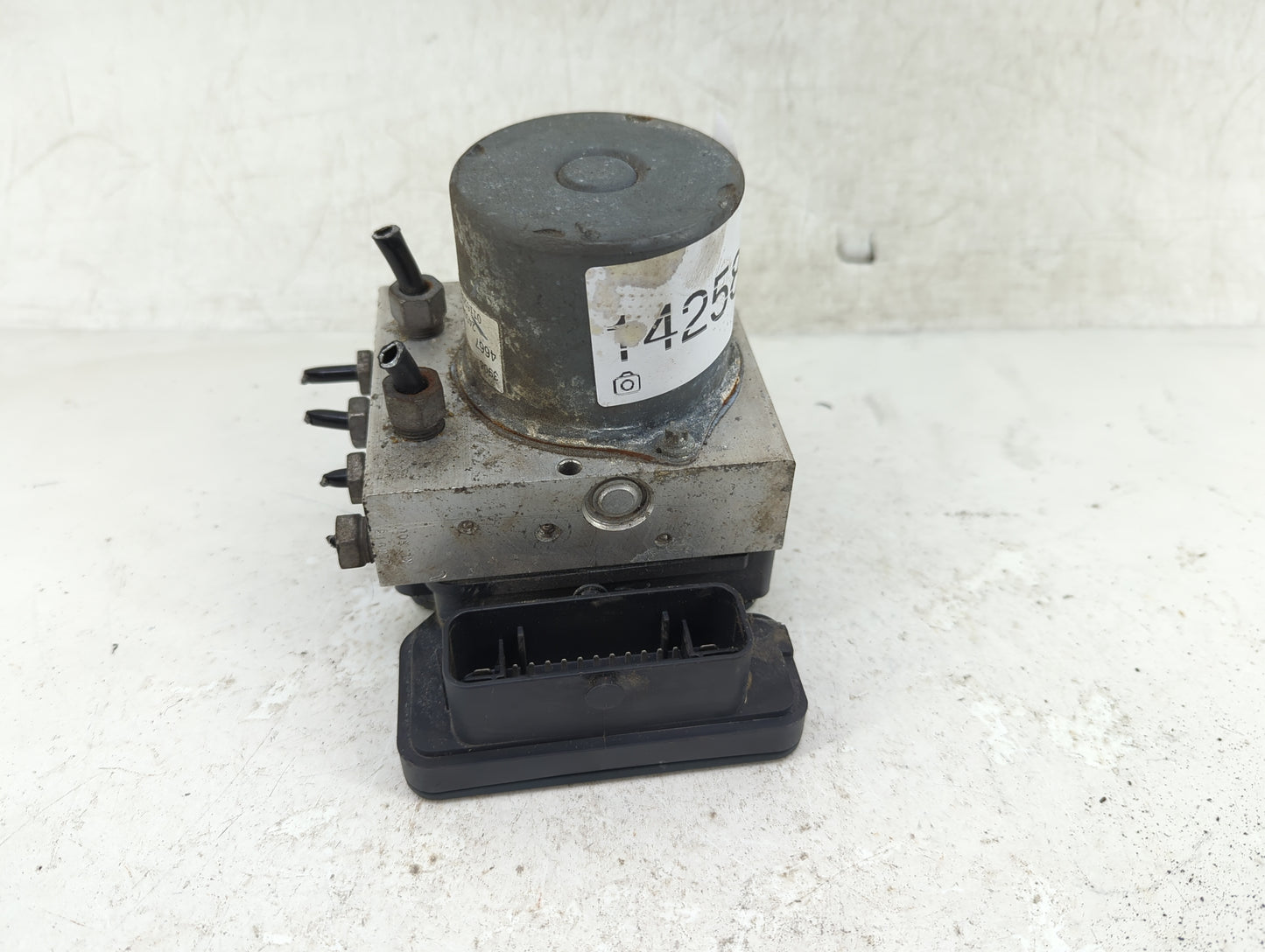 2016 Chevrolet Cruze ABS Pump Control Module Replacement P/N:39064667 Fits OEM Used Auto Parts - Oemusedautoparts1.com