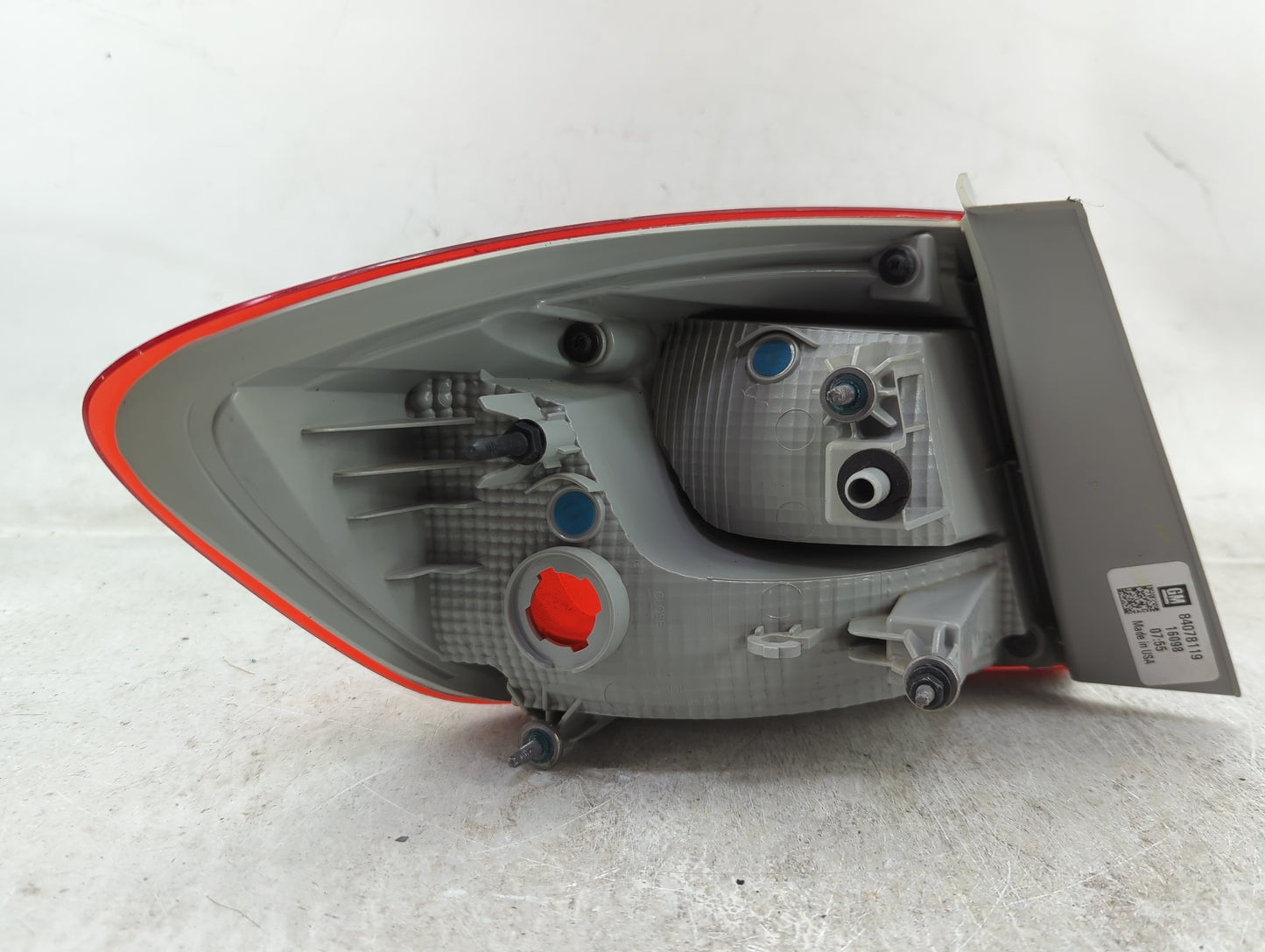 2016 Chevrolet Cruze Tail Light Assembly Passenger Right OEM P/N:84078119 Fits OEM Used Auto Parts - Oemusedautoparts1.com