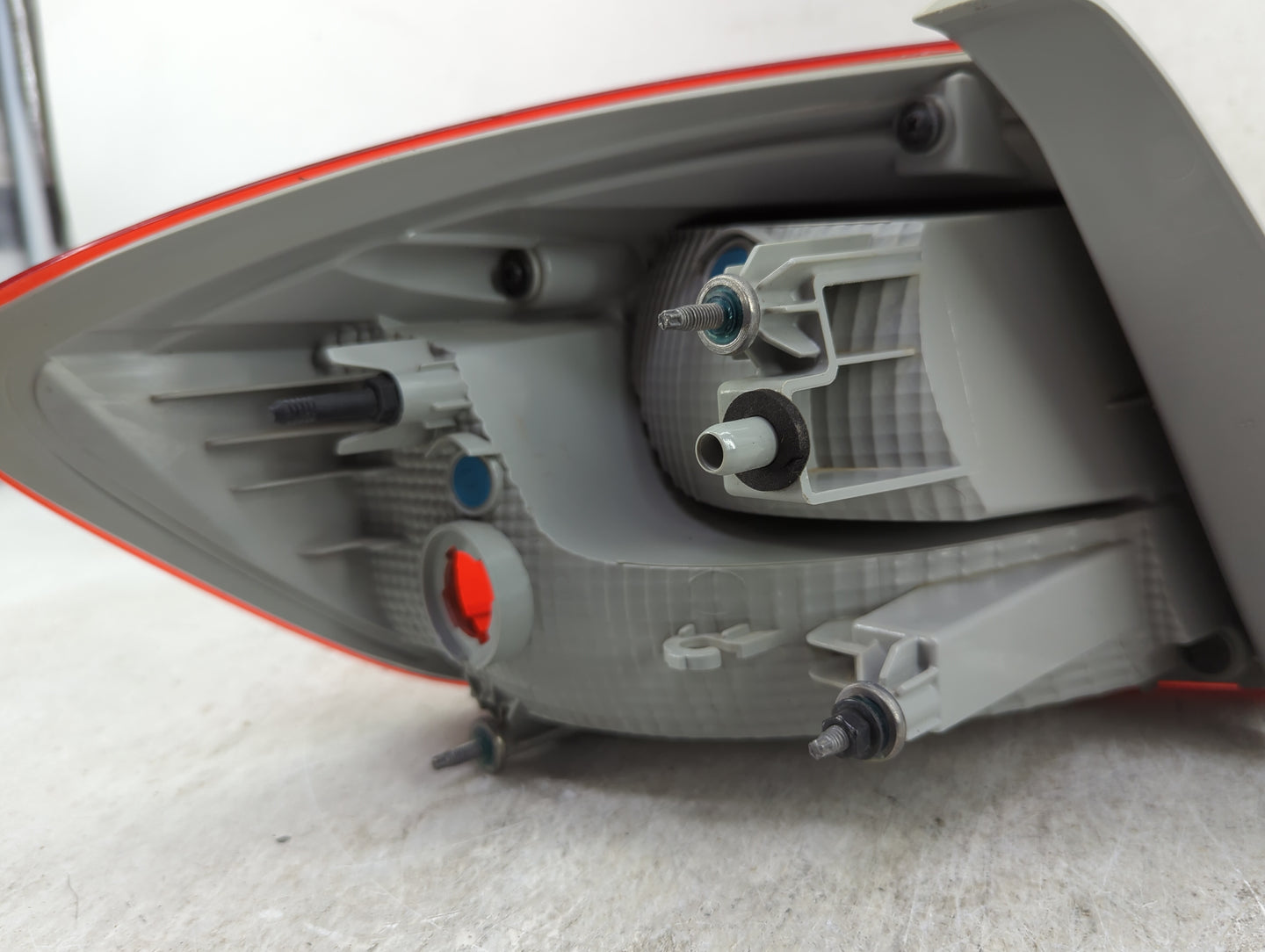 2016 Chevrolet Cruze Tail Light Assembly Passenger Right OEM P/N:84078119 Fits OEM Used Auto Parts - Oemusedautoparts1.com