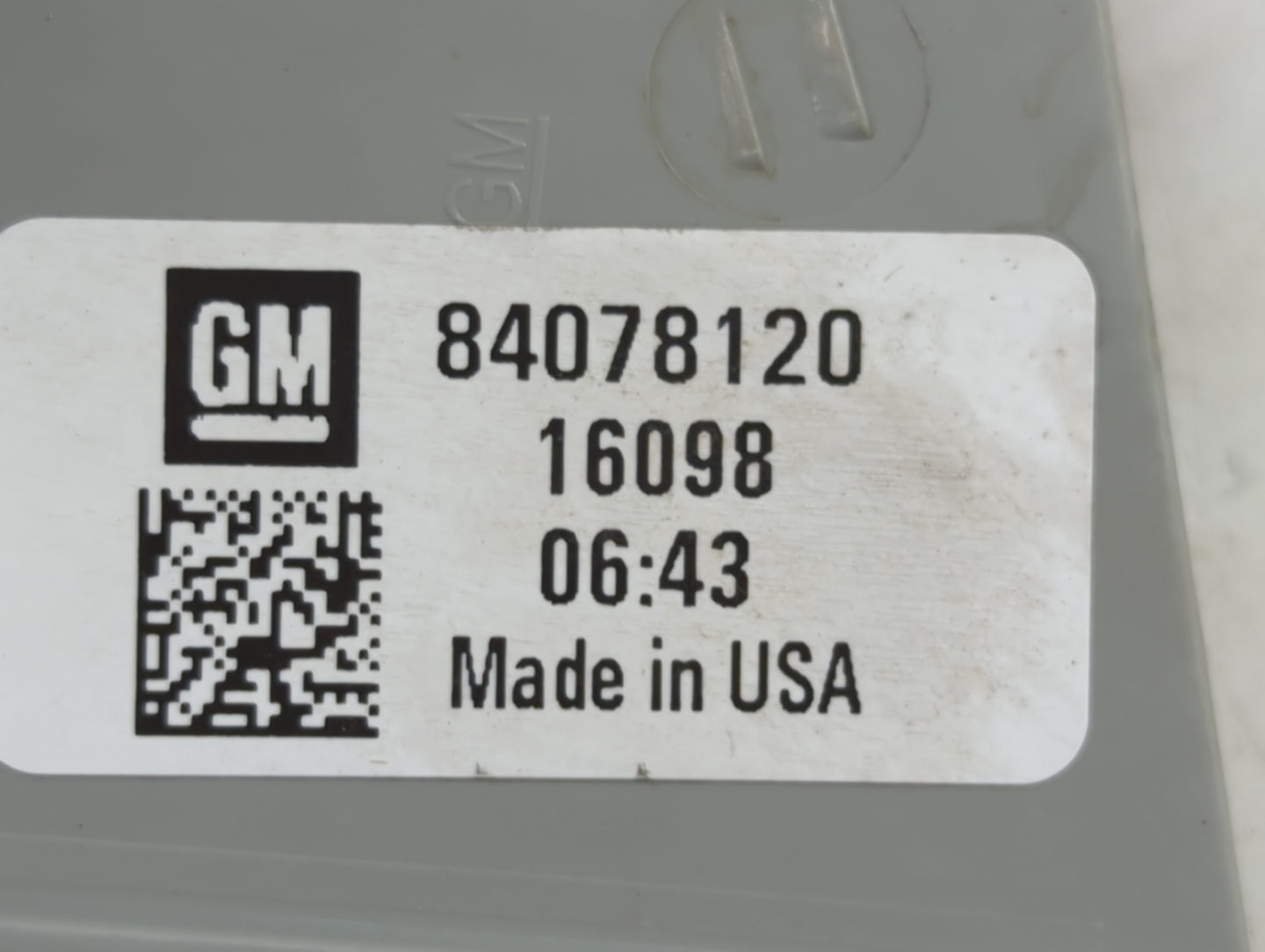 2016 Chevrolet Cruze Tail Light Assembly Passenger Right OEM P/N:84078120 Fits OEM Used Auto Parts - Oemusedautoparts1.com