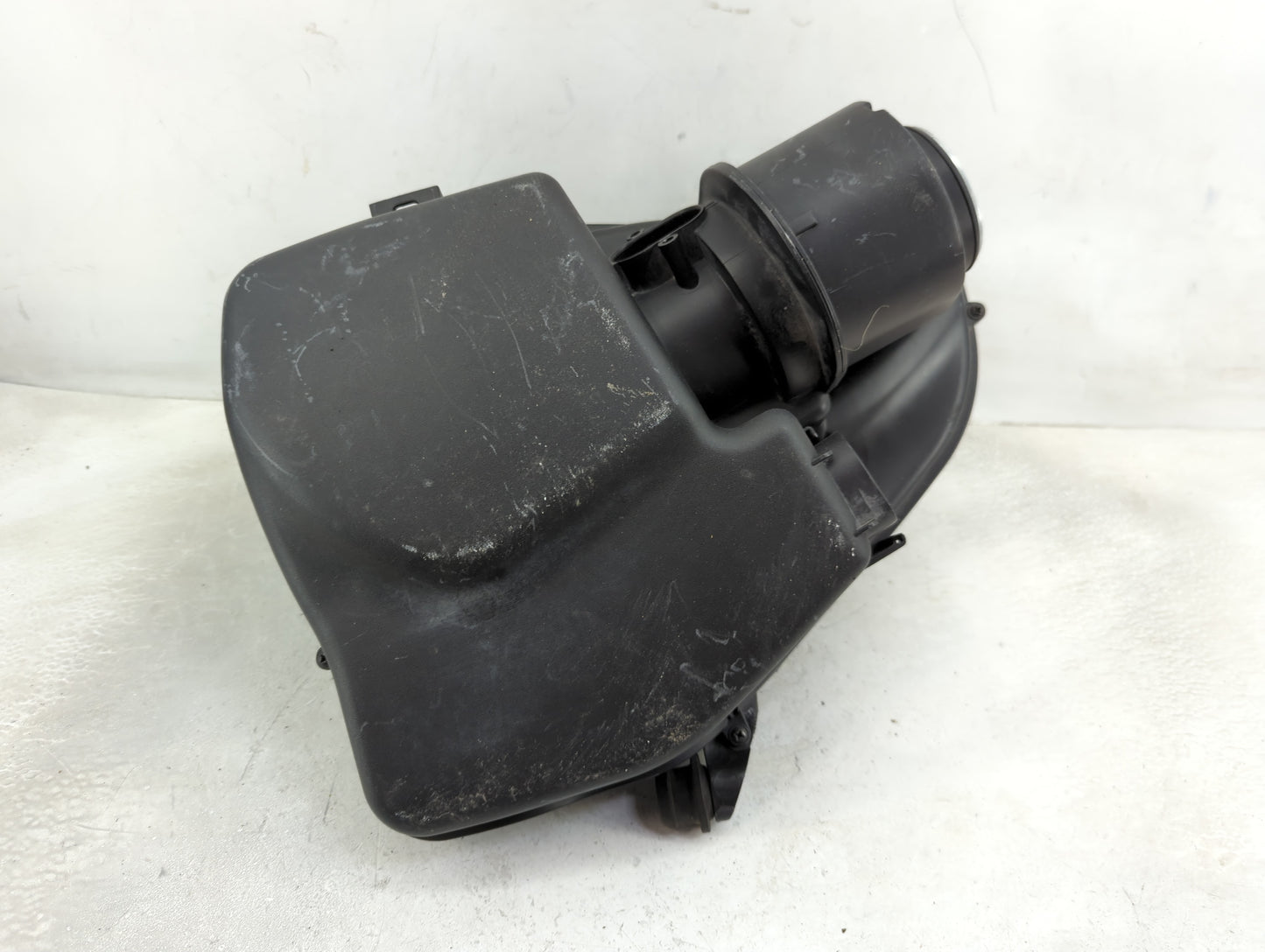 2016-2018 Chevrolet Cruze Air Cleaner Intake-duct Hose Tube - Oemusedautoparts1.com