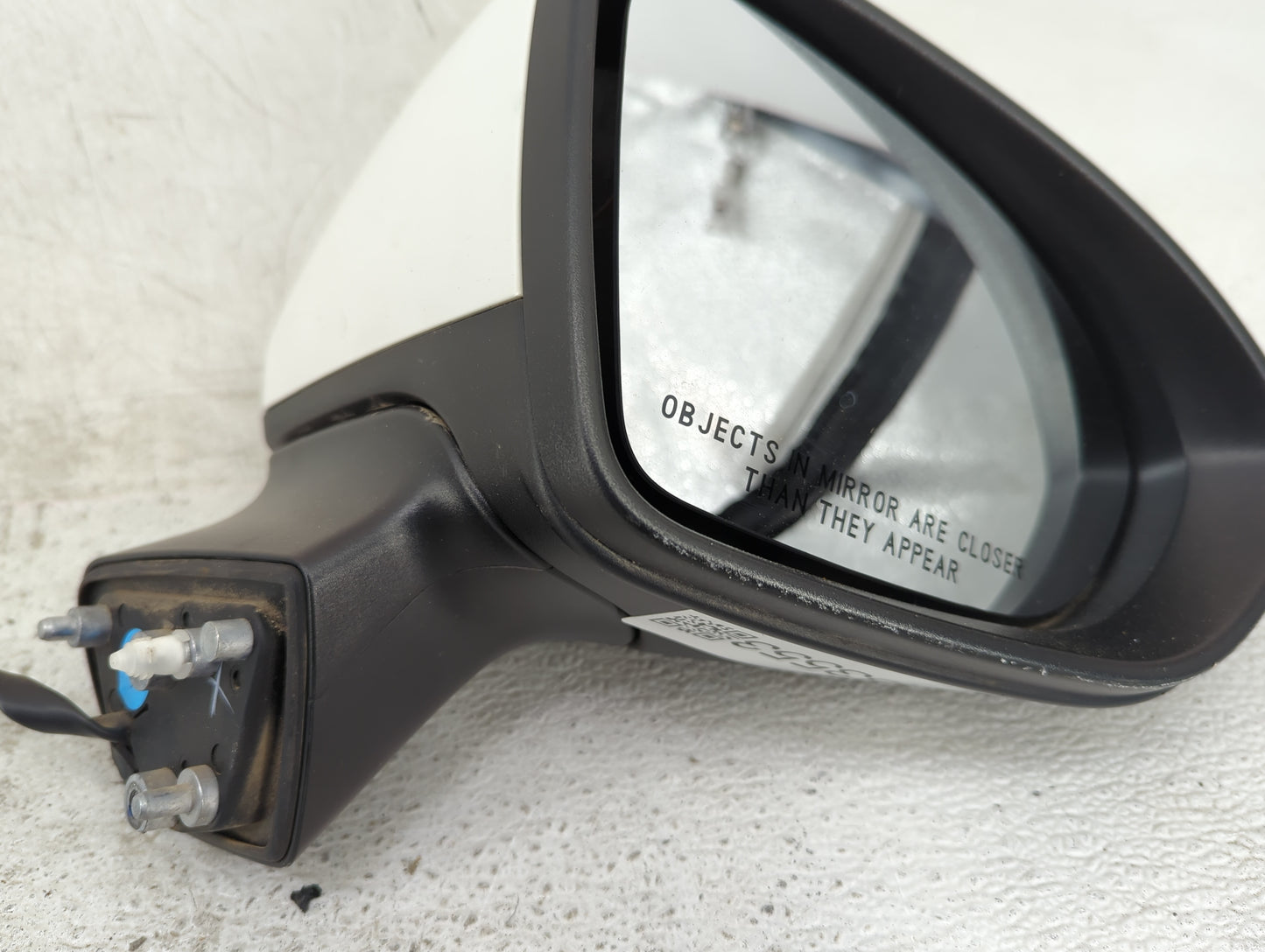 2016-2019 Chevrolet Cruze Passenger Side View Mirror - Right Door Mirror OEM Used - Oemusedautoparts1.com