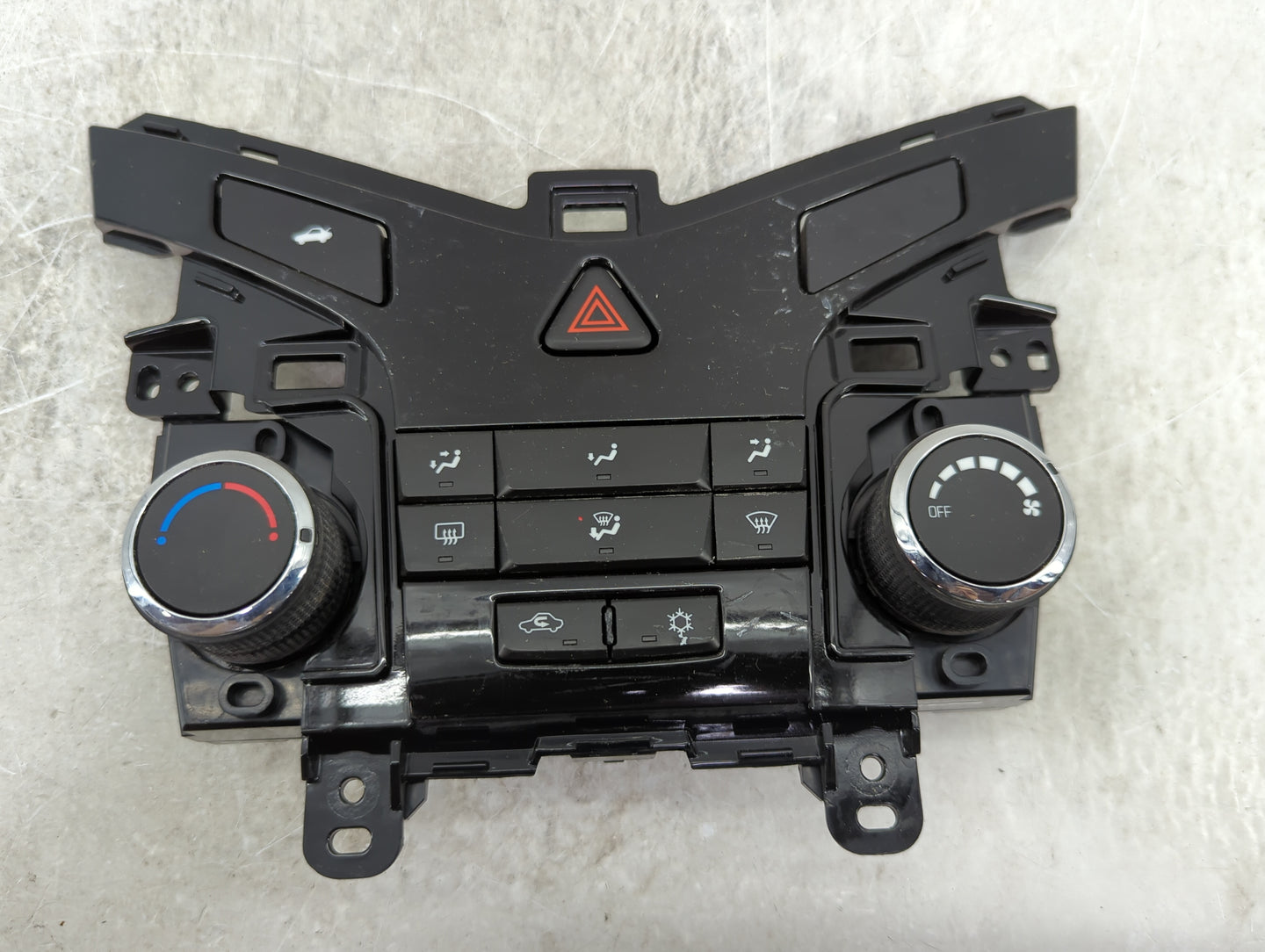 2012-2016 Chevrolet Cruze Climate Control Module Temperature AC/Heater Replacement P/N:95146207 386207A0523609930 Fits OEM U