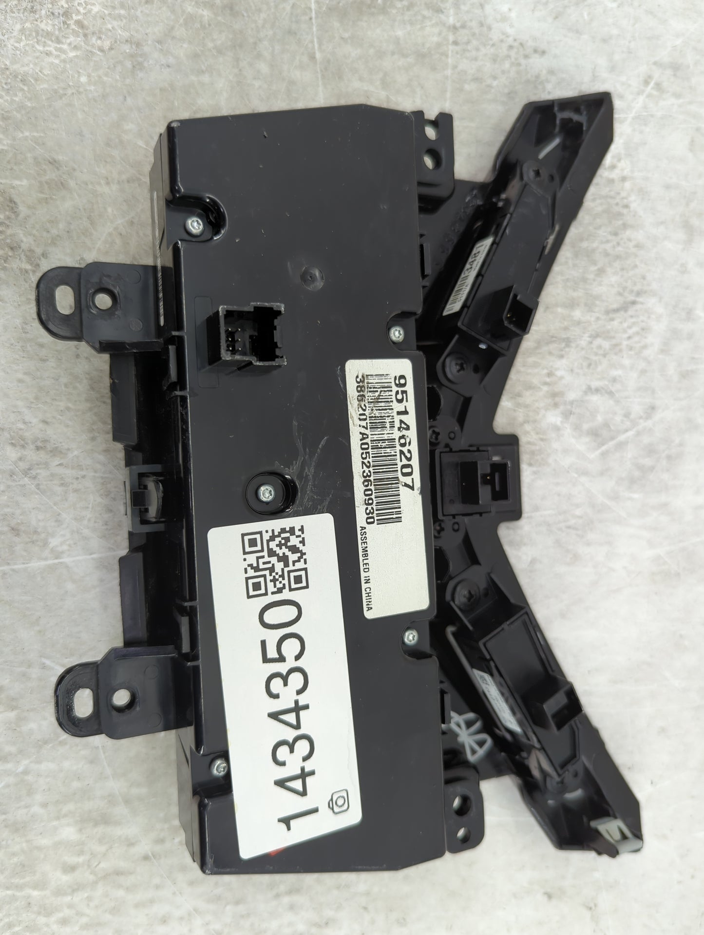 2012-2016 Chevrolet Cruze Climate Control Module Temperature AC/Heater Replacement P/N:95146207 386207A0523609930 Fits OEM U