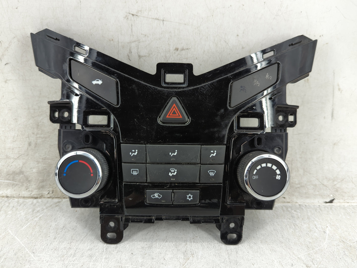2012-2016 Chevrolet Cruze Climate Control Module Temperature AC/Heater Replacement P/N:95146207 386207A0525P0357 Fits OEM Us