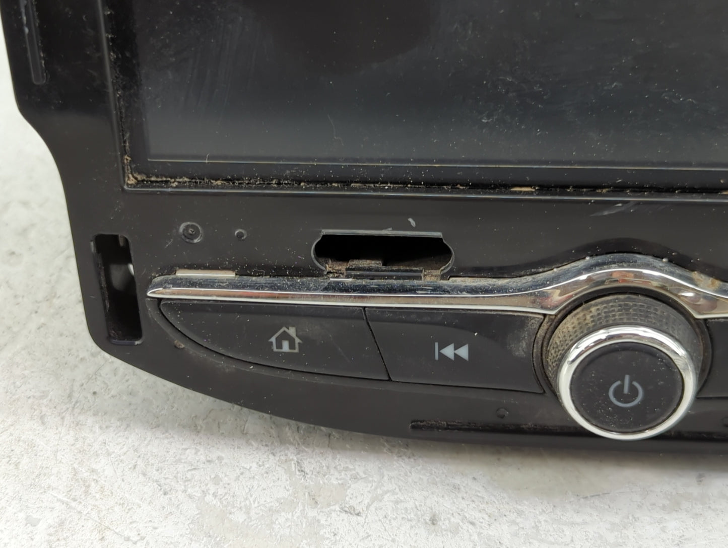 2016 Chevrolet Cruze Radio AM FM Cd Player Receiver Replacement P/N:42456915 Fits OEM Used Auto Parts - Oemusedautoparts1.co