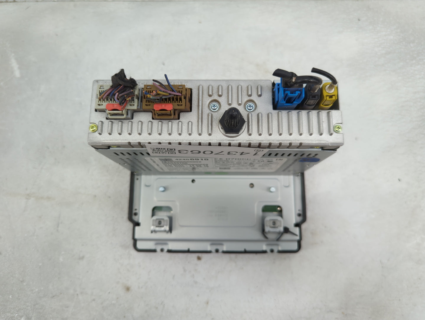 2016 Chevrolet Cruze Radio AM FM Cd Player Receiver Replacement P/N:42456915 Fits OEM Used Auto Parts - Oemusedautoparts1.co
