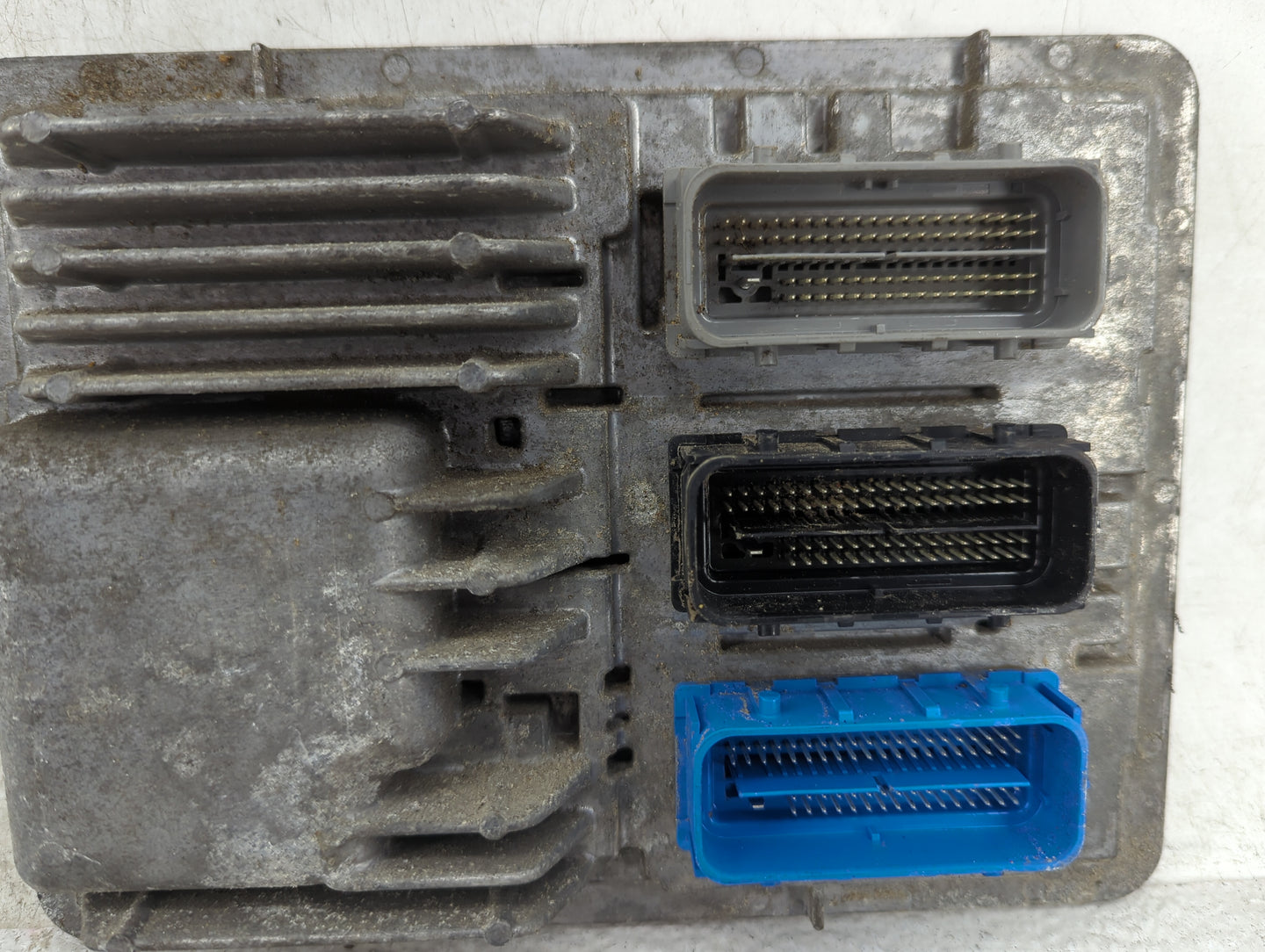 2016 Chevrolet Cruze PCM Engine Control Computer ECU ECM PCU OEM P/N:12676591, 12672502 Fits OEM Used Auto Parts - Oemusedau