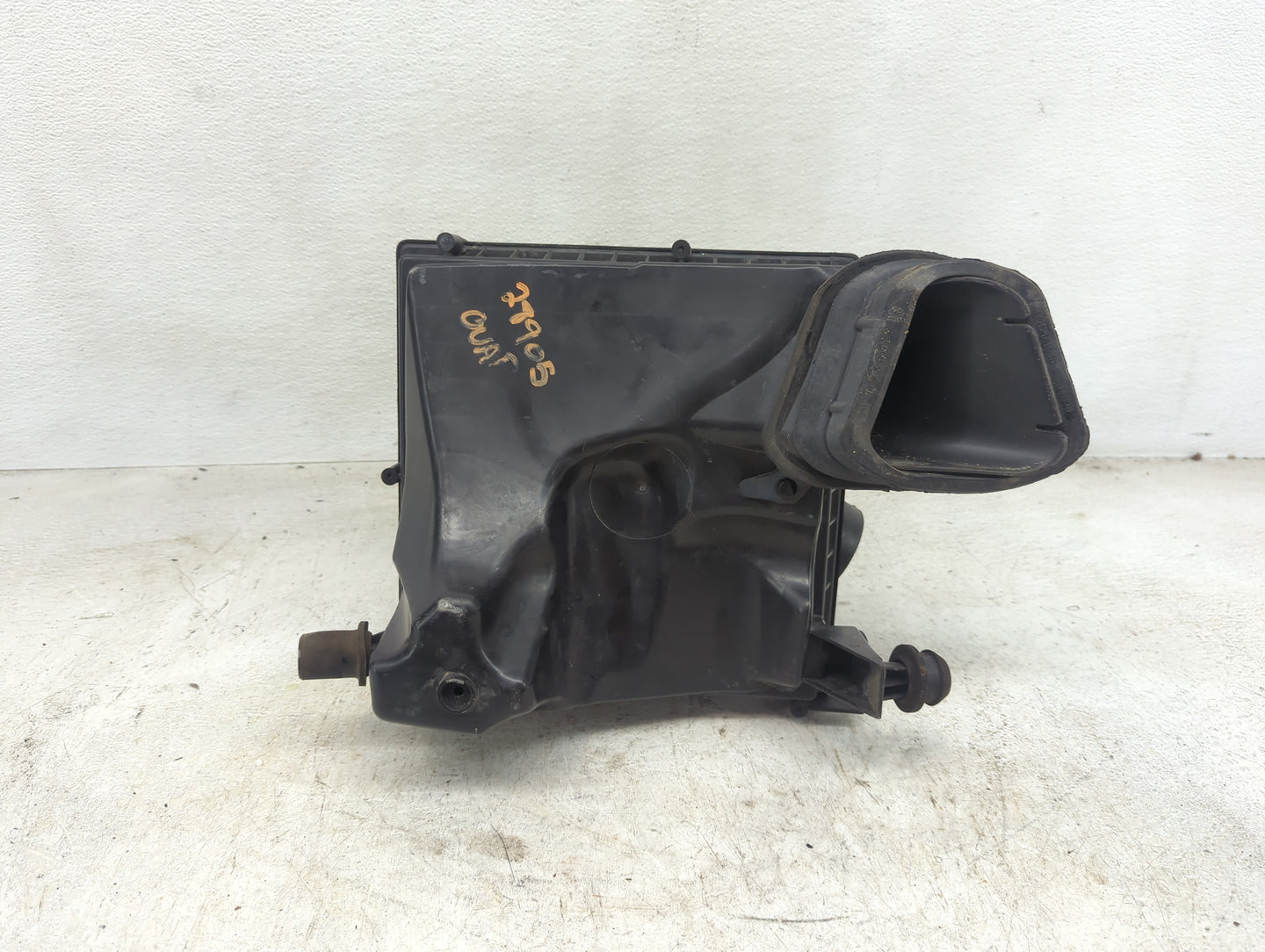 2013-2016 Chevrolet Cruze Air Cleaner Intake-duct Hose Tube - Oemusedautoparts1.com
