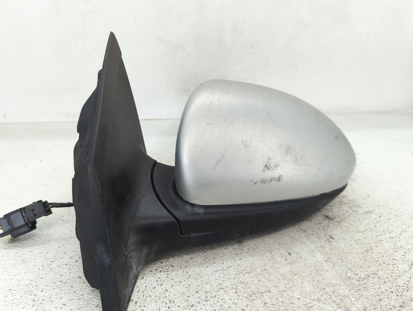 2011-2016 Chevrolet Cruze Driver Side View Mirror - Left Door Mirror OEM Used - Oemusedautoparts1.com