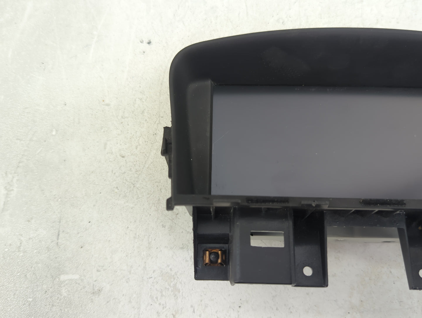 2016 Chevrolet Cruze Information Display Screen Black - Oemusedautoparts1.com