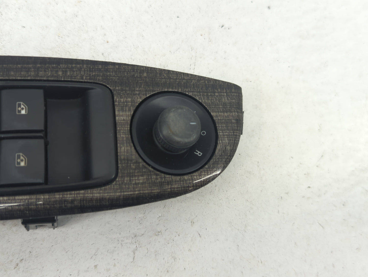 2016-2018 Chevrolet Cruze Master Power Window Switch Replacement Driver Side Left P/N:20917580 Fits Fits 2016 2017 2018 OEM 
