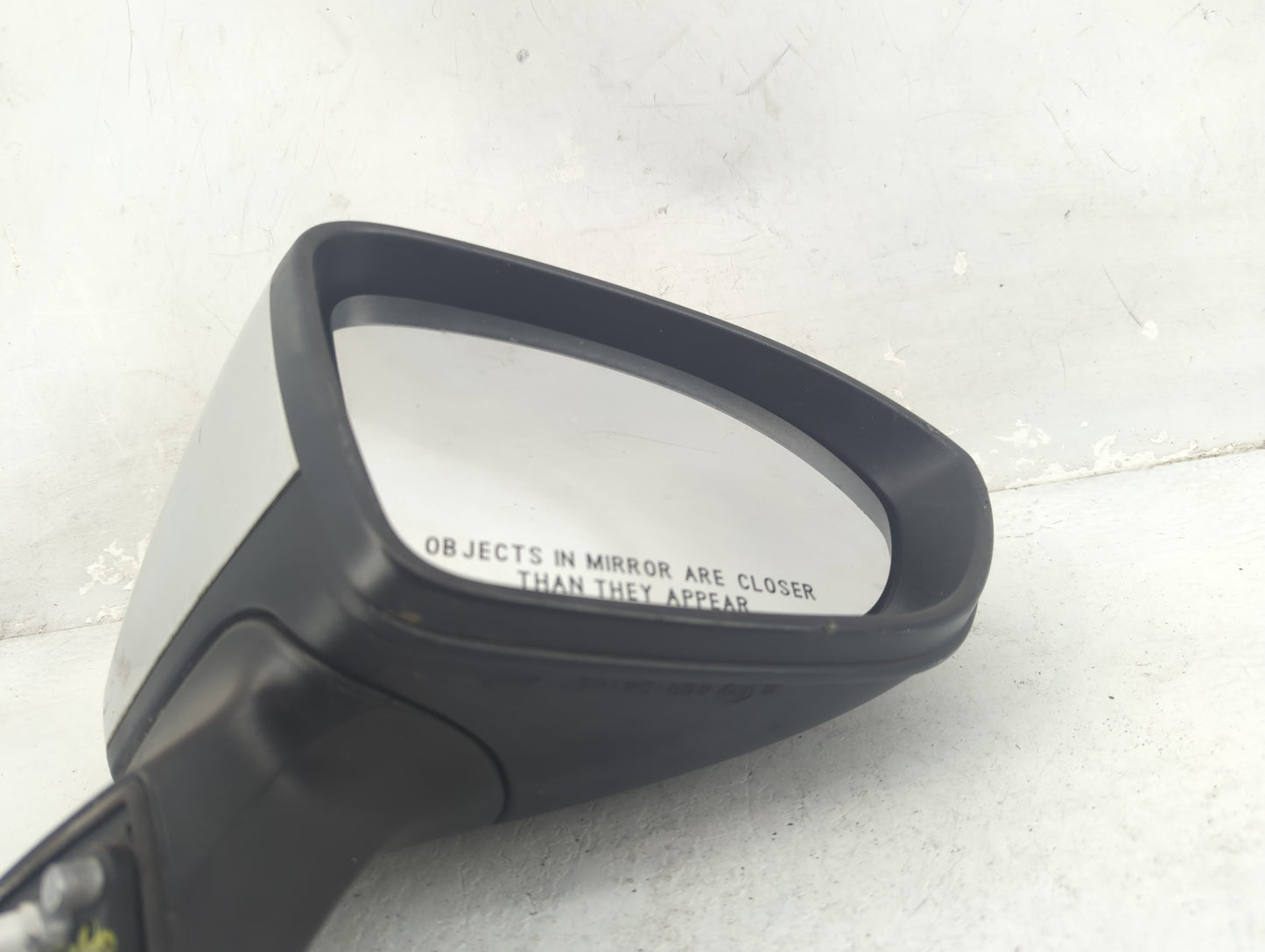 2016-2019 Chevrolet Cruze Passenger Side View Mirror - Right Door Mirror OEM Used - Oemusedautoparts1.com