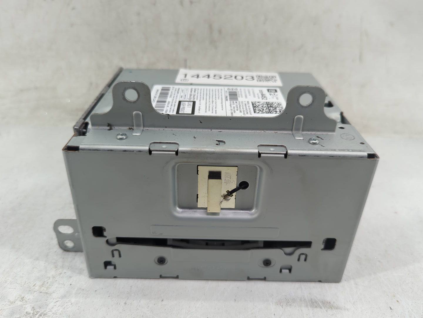 2013-2016 Chevrolet Cruze Radio AM FM Cd Player Receiver Replacement P/N:23284452 Fits Fits 2013 2014 2015 2016 OEM Used Aut