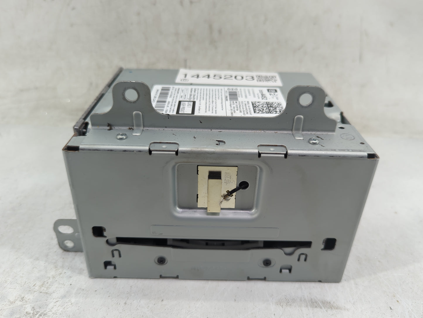 2013-2016 Chevrolet Cruze Radio AM FM Cd Player Receiver Replacement P/N:23284452 Fits Fits 2013 2014 2015 2016 OEM Used Aut
