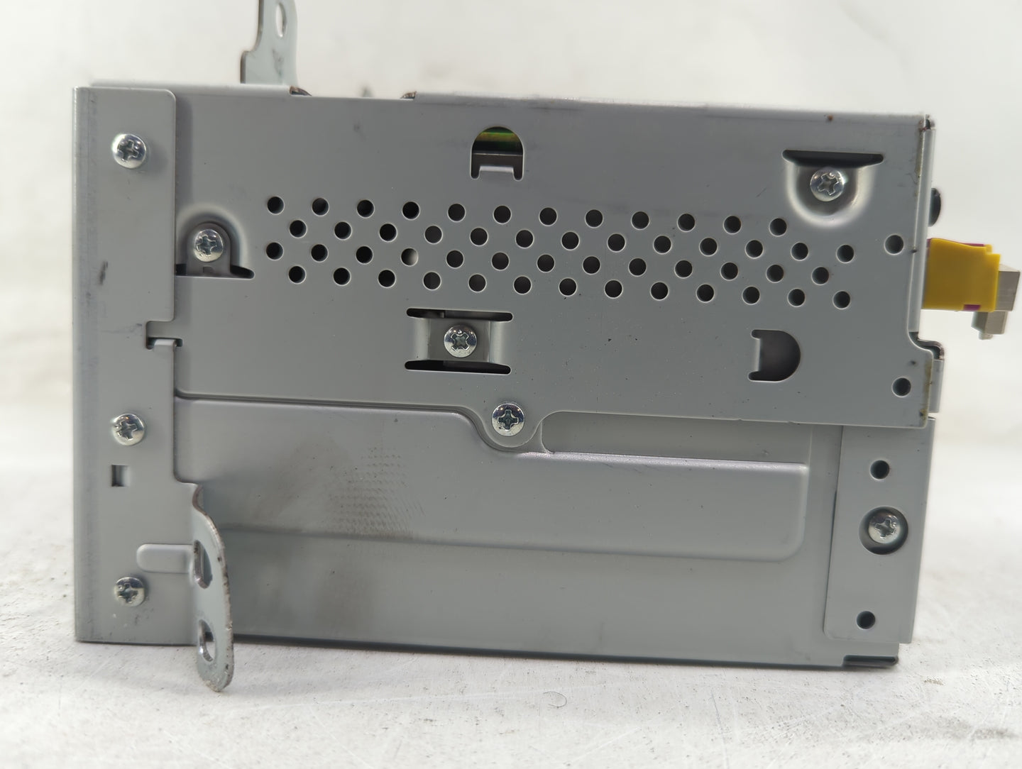 2013-2016 Chevrolet Cruze Radio AM FM Cd Player Receiver Replacement P/N:23284452 Fits Fits 2013 2014 2015 2016 OEM Used Aut