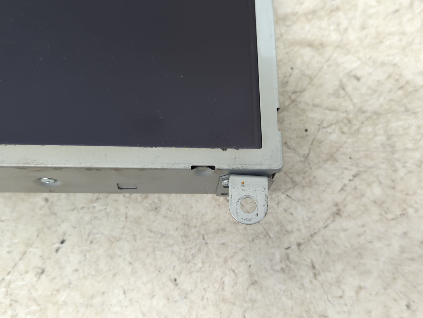 2011-2016 Chevrolet Cruze Information Display Screen 1445930 - Oemusedautoparts1.com