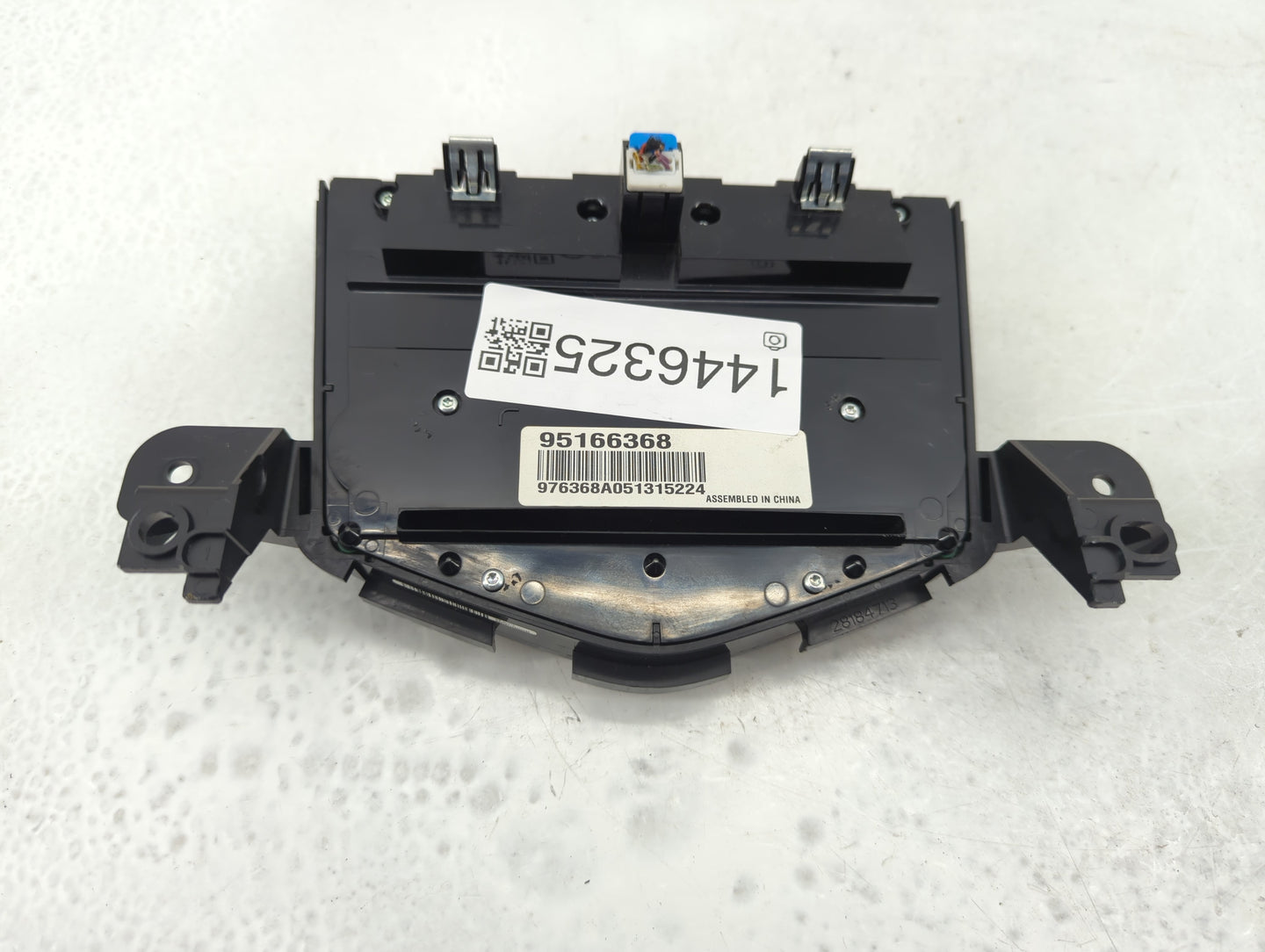 Chevrolet Cruze Radio Control Panel - Oemusedautoparts1.com