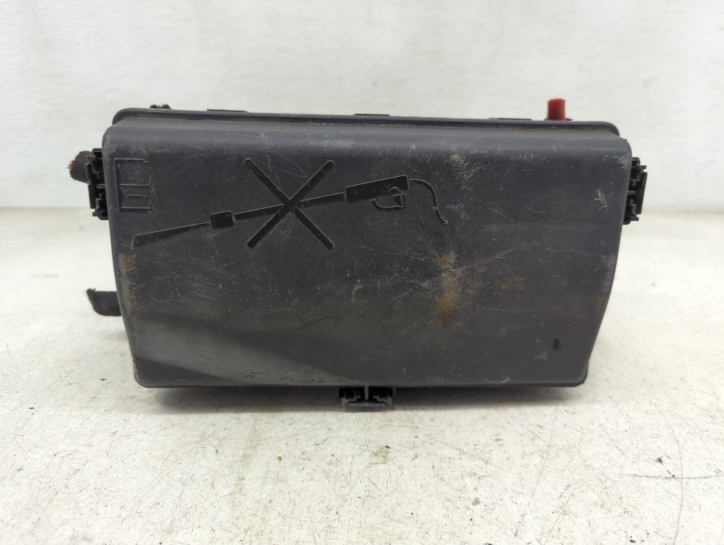 2015-2016 Chevrolet Cruze Fusebox Fuse Box Panel Relay Module P/N:94552220 Fits Fits 2015 2016 OEM Used Auto Parts - Oemused