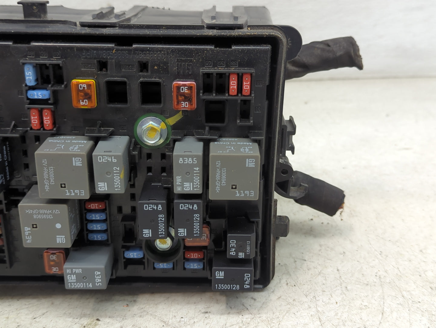 2015-2016 Chevrolet Cruze Fusebox Fuse Box Panel Relay Module P/N:94552220 Fits Fits 2015 2016 OEM Used Auto Parts - Oemused