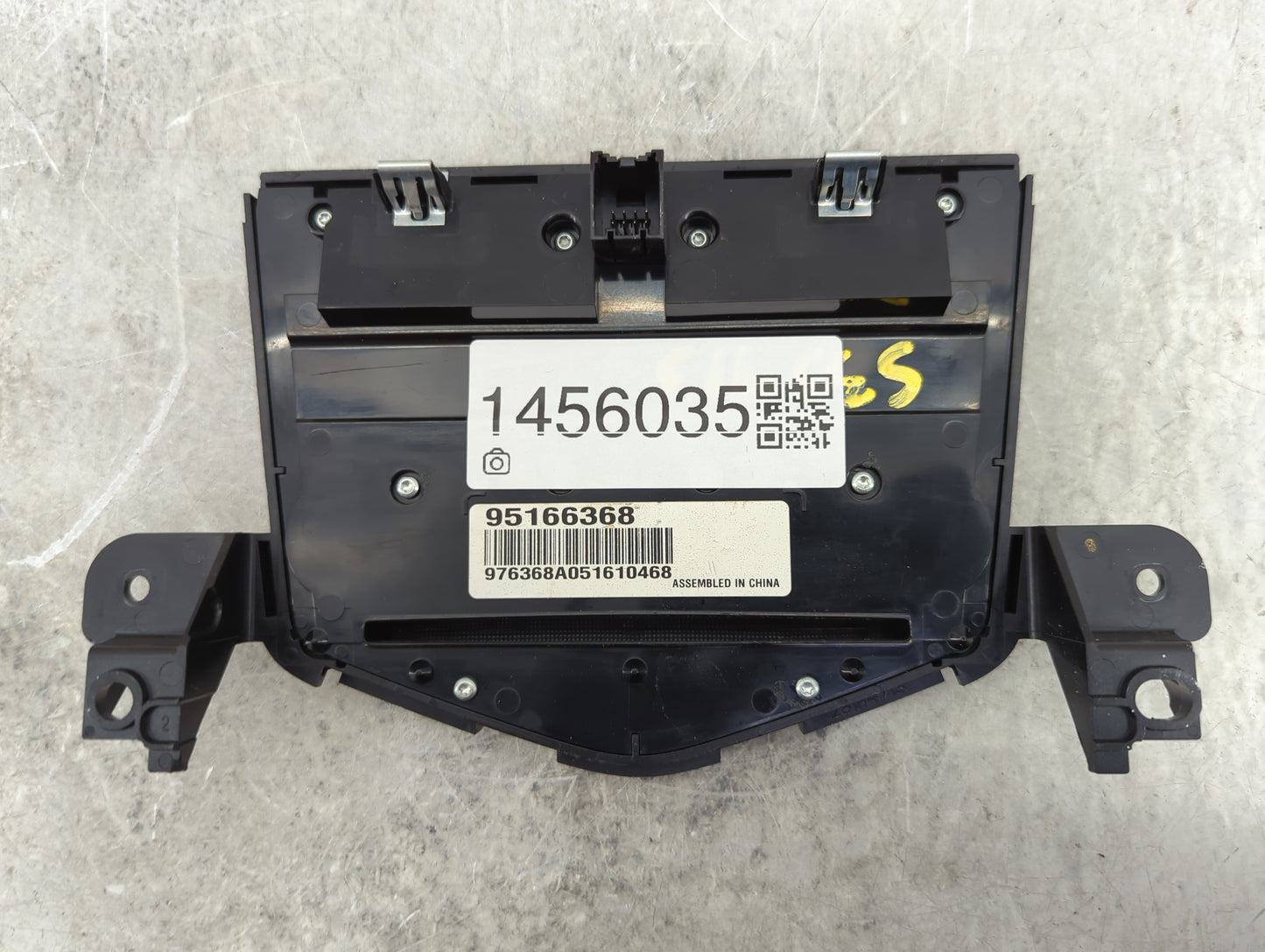 2011-2016 Chevrolet Cruze Radio Control Panel 1456035 - Oemusedautoparts1.com