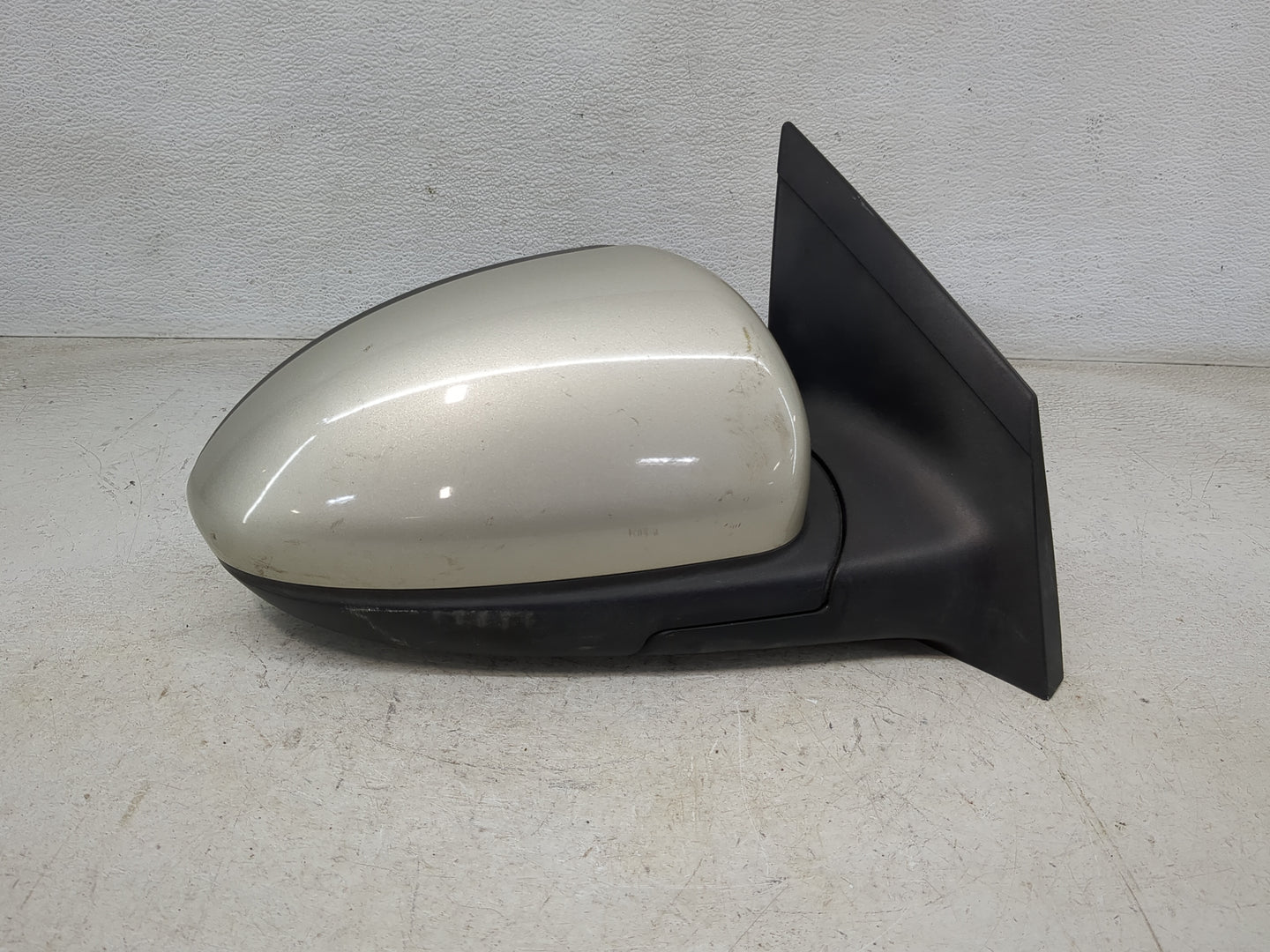 2011-2016 Chevrolet Cruze Passenger Side View Mirror - Right Door Mirror OEM Used - Oemusedautoparts1.com