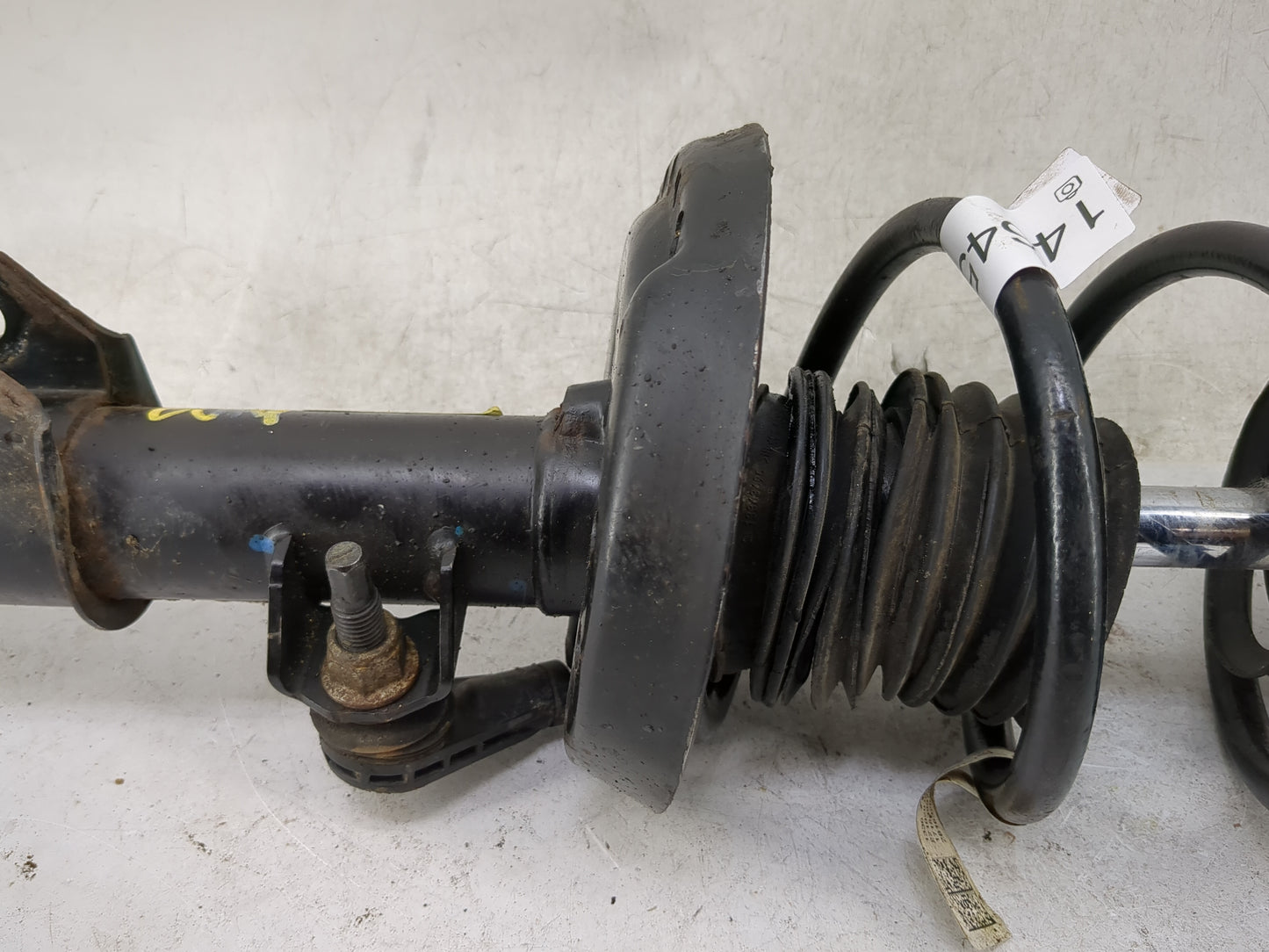 2016 Chevrolet Cruze Drivers Front Strut Assembly Oem 1464596 - Oemusedautoparts1.com