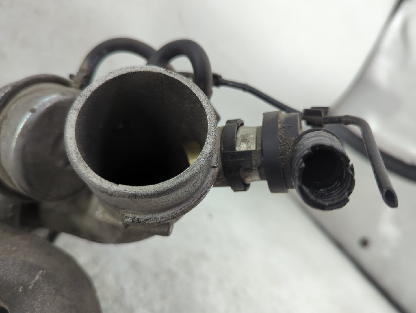 2011 Chevrolet Cruze Turbocharger Exhaust Manifold With Turbo Charger - Oemusedautoparts1.com