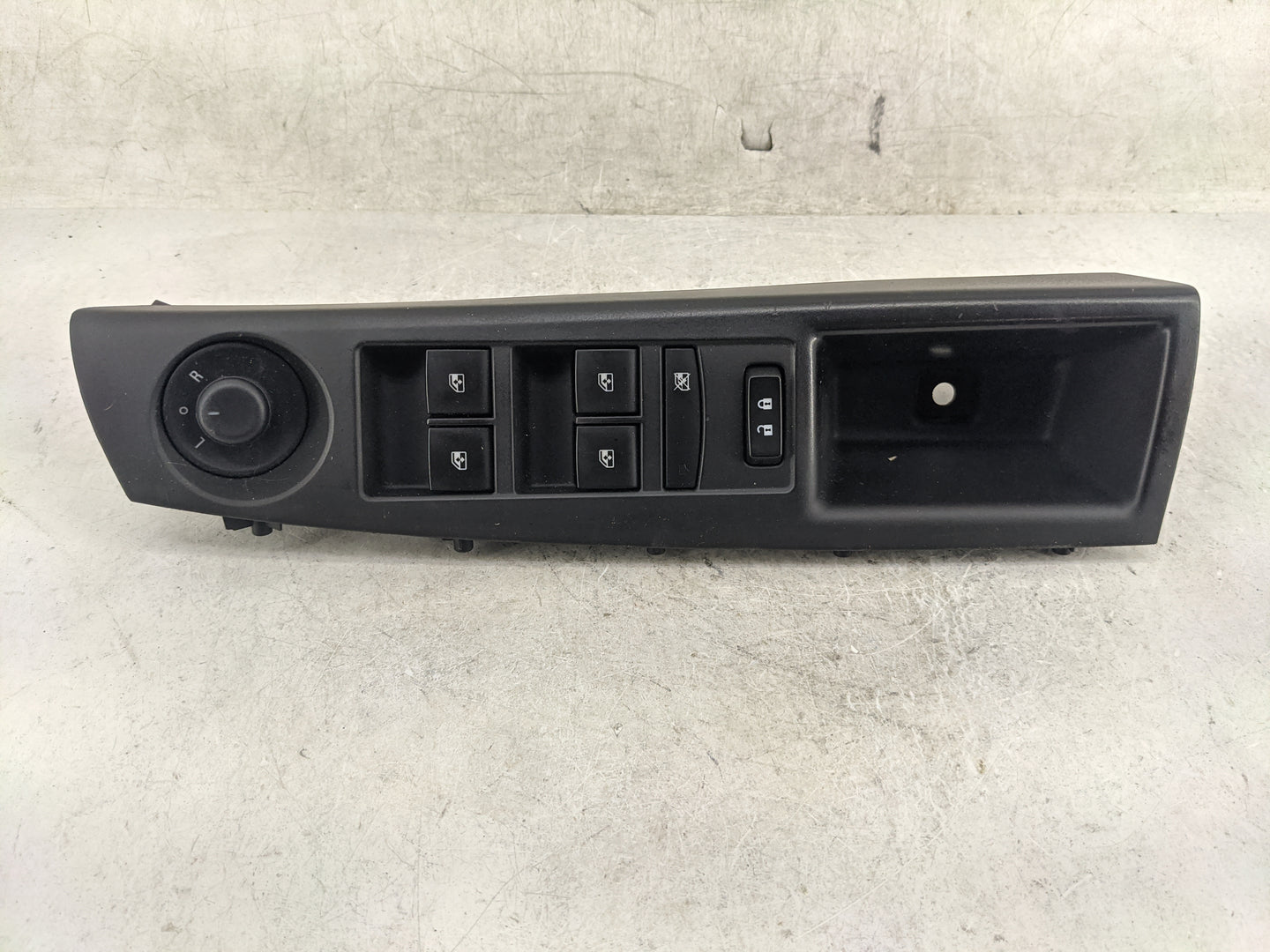 2015-2016 Chevrolet Cruze Master Power Window Switch Replacement Driver Side Left P/N:L0202870AB0237374 Fits Fits 2015 2016 