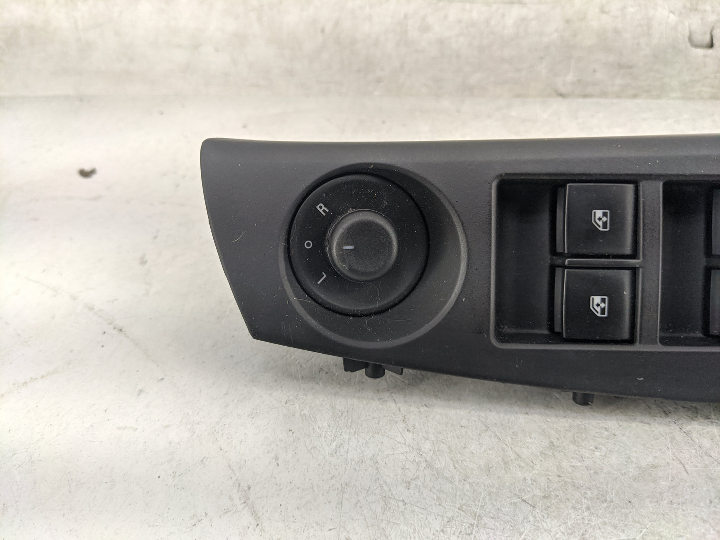 2015-2016 Chevrolet Cruze Master Power Window Switch Replacement Driver Side Left P/N:L0202870AB0237374 Fits Fits 2015 2016 