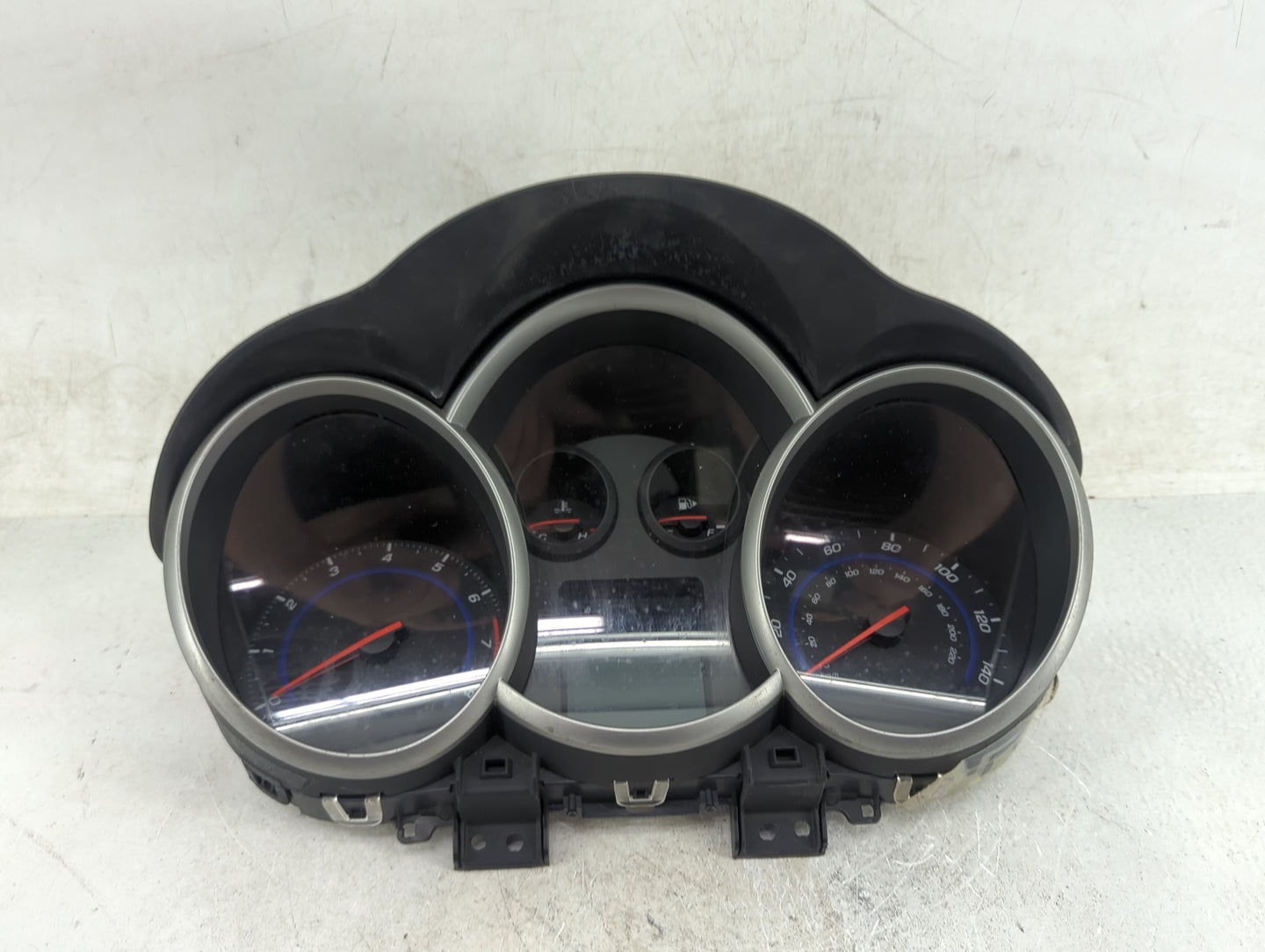 2011 Chevrolet Cruze Instrument Cluster Speedometer Gauges P/N:95216802 8097773364, 1529708, 42362675, AHM9 Miles:93K Fits O