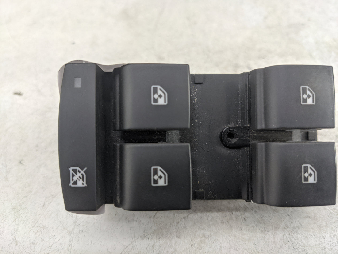 2015-2016 Chevrolet Cruze Master Power Window Switch Replacement Driver Side Left P/N:L0202870AB0242908 Fits Fits 2015 2016 