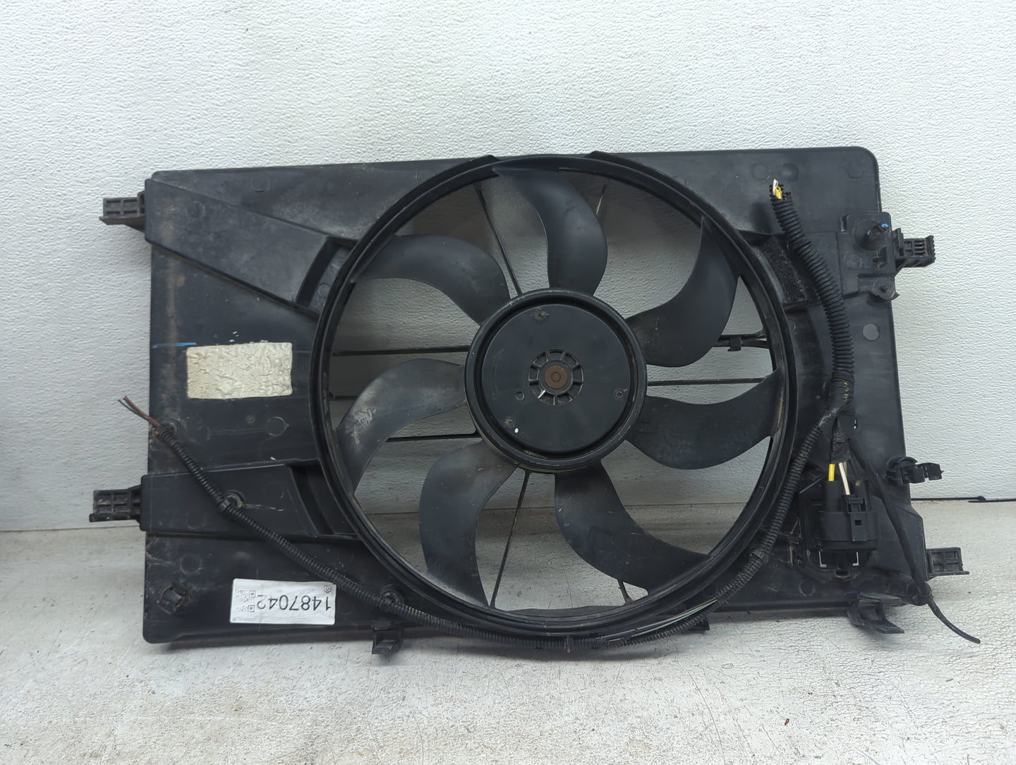 2011-2016 Chevrolet Cruze Electric Radiator Cooling Fan Motor Assembly Fits Fits 2011 2012 2013 2014 2015 2016 2017 OEM Used