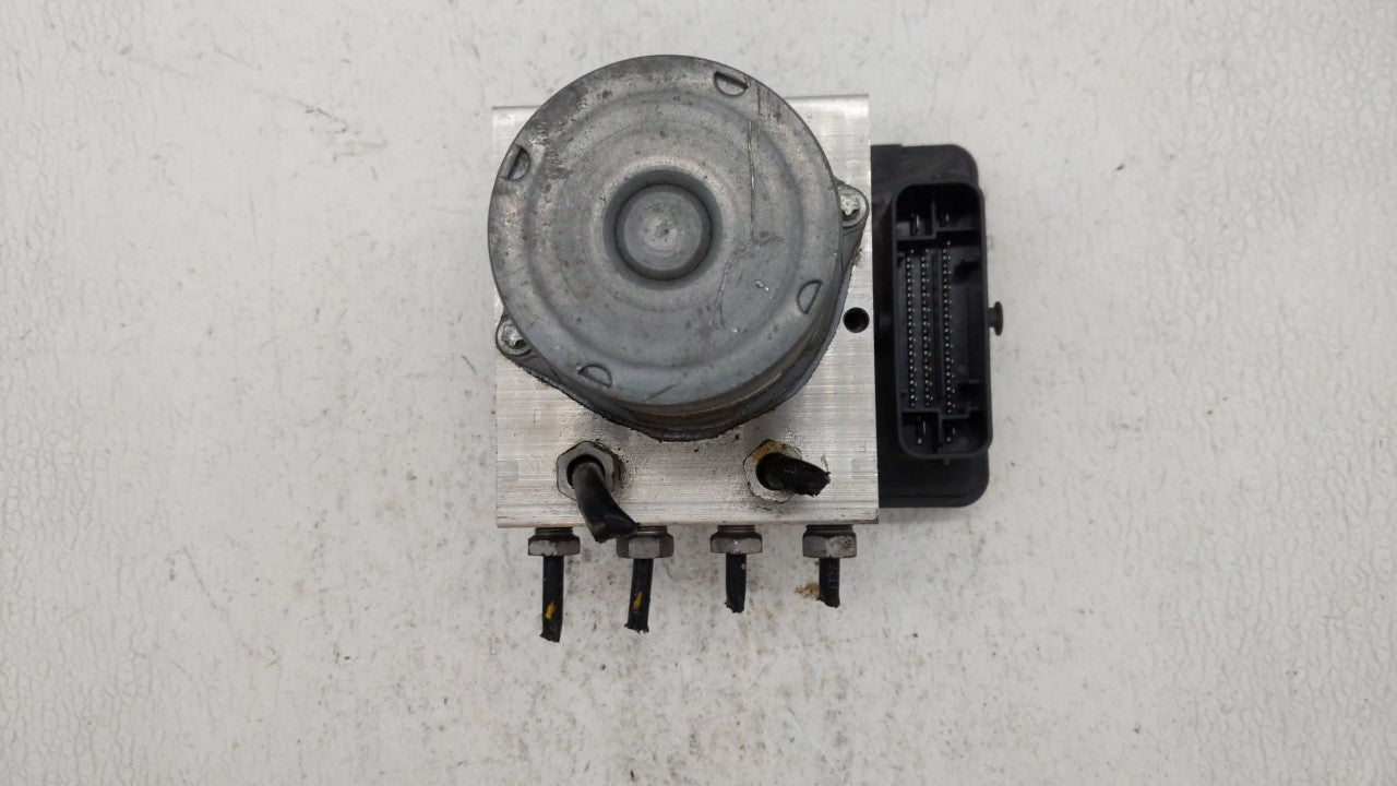 2016 Chevrolet Cruze ABS Pump Control Module Replacement P/N:065055766 Fits OEM Used Auto Parts - Oemusedautoparts1.com