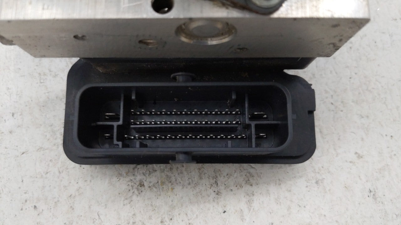 2016 Chevrolet Cruze ABS Pump Control Module Replacement P/N:065055766 Fits OEM Used Auto Parts - Oemusedautoparts1.com