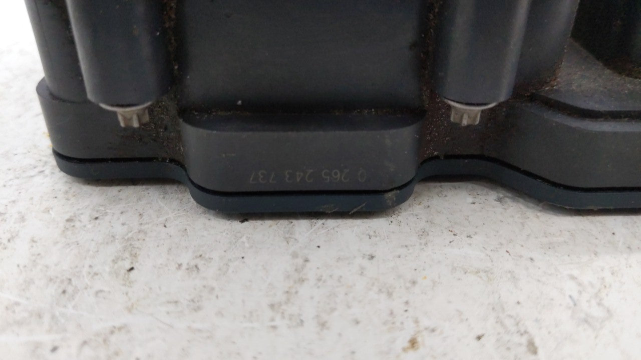 2016 Chevrolet Cruze ABS Pump Control Module Replacement P/N:065055766 Fits OEM Used Auto Parts - Oemusedautoparts1.com