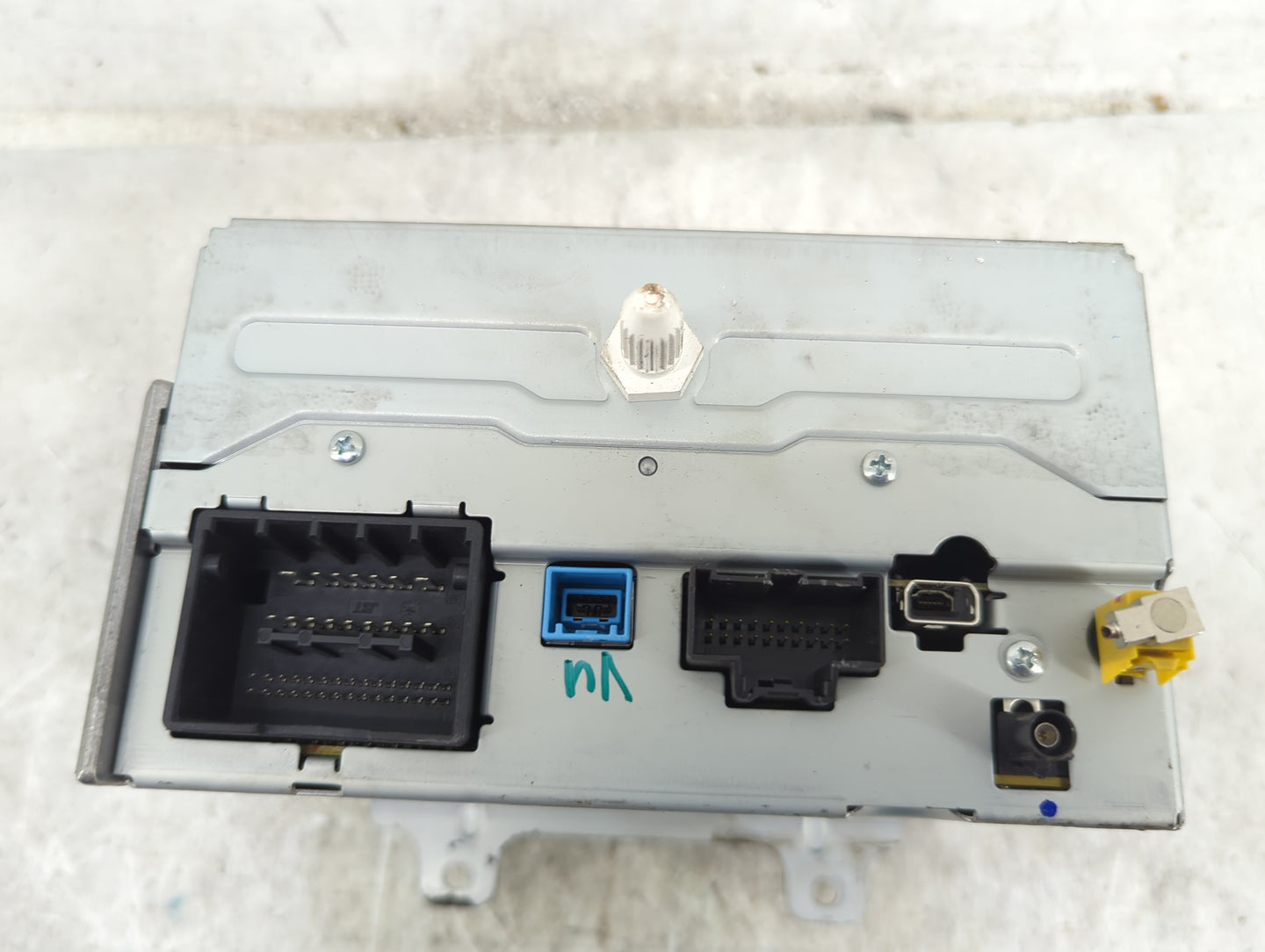 2015-2016 Chevrolet Cruze Radio AM FM Cd Player Receiver Replacement P/N:23284452 GA-130-COLR-NT Fits Fits 2014 2015 2016 20