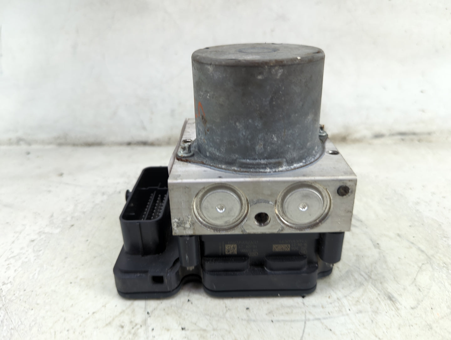 2016 Chevrolet Cruze ABS Pump Control Module Replacement P/N:24504020000000X 0265255766, 0265955766 Fits OEM Used Auto Parts