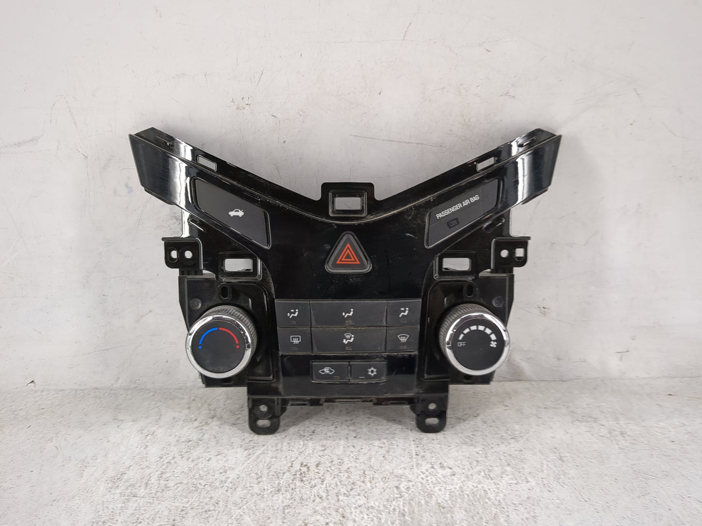 2012-2016 Chevrolet Cruze Climate Control Module Temperature AC/Heater Replacement P/N:95146207 386207A050275061 Fits OEM Us