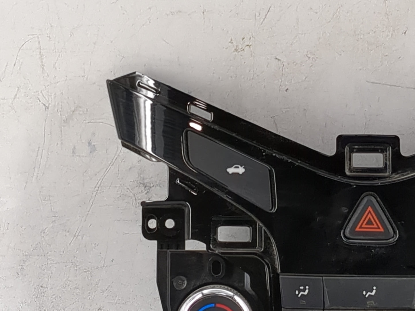 2012-2016 Chevrolet Cruze Climate Control Module Temperature AC/Heater Replacement P/N:95146207 386207A050275061 Fits OEM Us