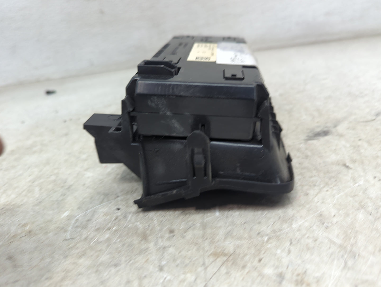 2011-2016 Chevrolet Cruze Information Display Screen 1494392 - Oemusedautoparts1.com