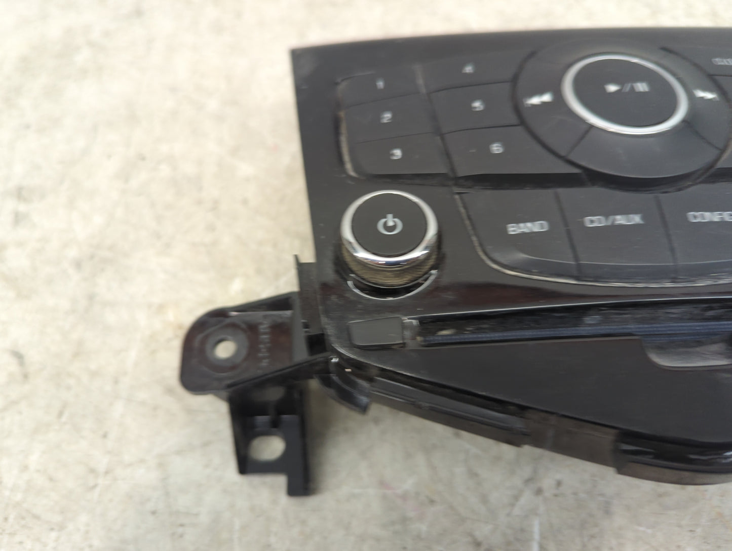 2011-2016 Chevrolet Cruze Radio Control Panel 1494476 - Oemusedautoparts1.com