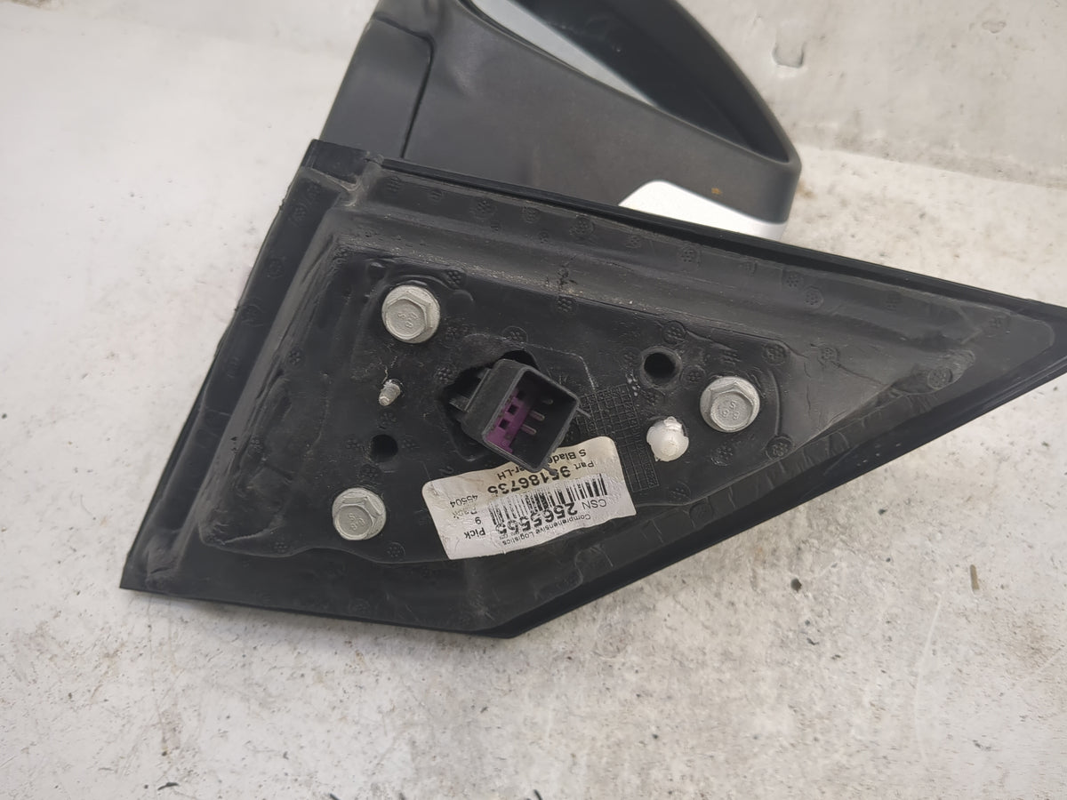 2011-2016 Chevrolet Cruze Driver Side View Mirror - Left Door Mirror OEM Used - Oemusedautoparts1.com