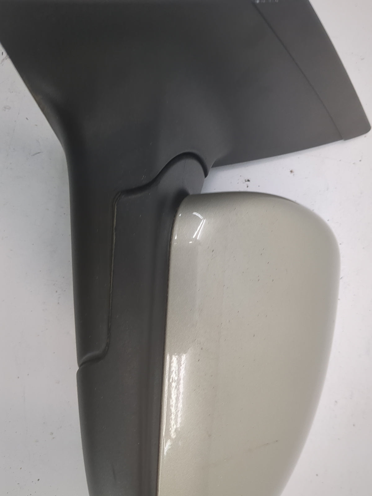2011-2016 Chevrolet Cruze Driver Side View Mirror - Left Door Mirror OEM Used - Oemusedautoparts1.com