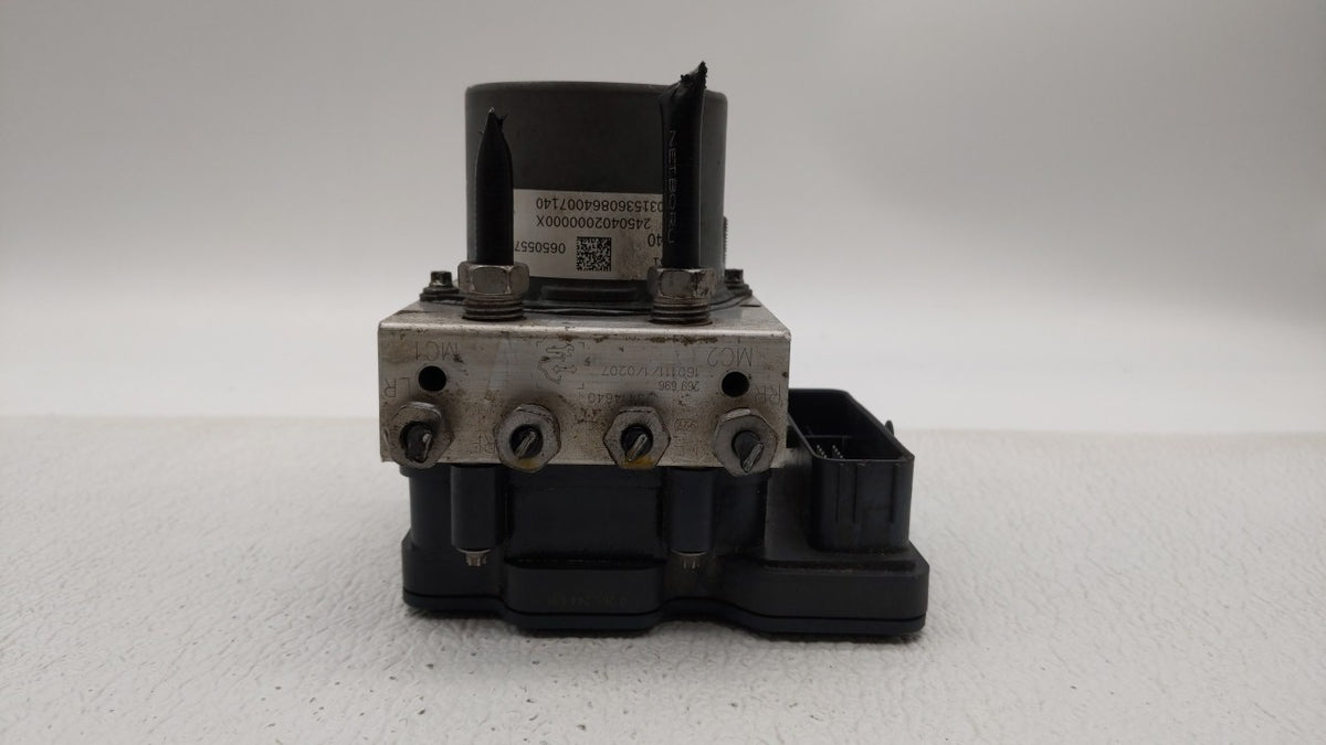2016 Chevrolet Cruze Anti-Lock Brake ABS Pump Module Actuator OEM P/N:065055766 Fits OEM Used Auto Parts - Oemusedautoparts1